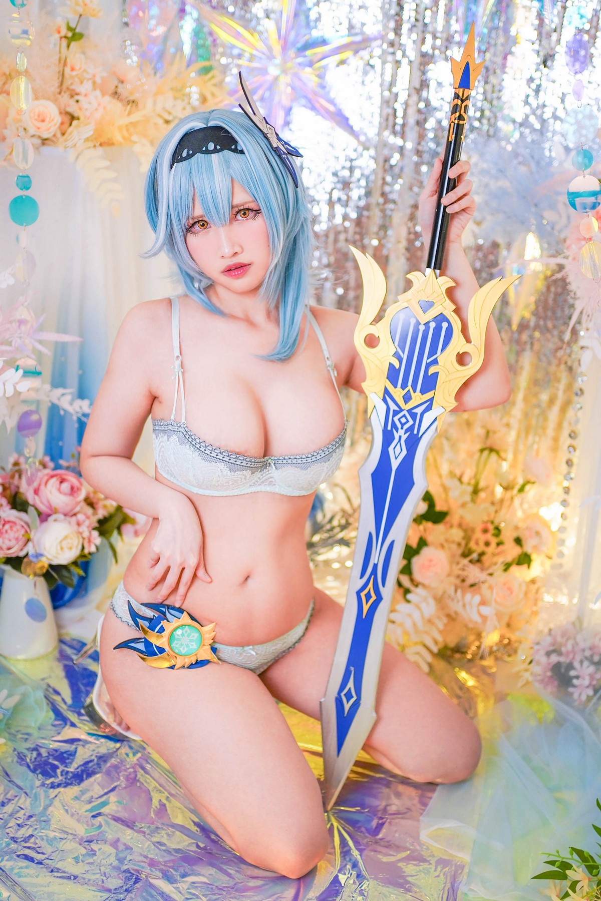 xgyw.top_Coser美女萱-KaYa优菈主题美女武士装扮性感内衣秀傲人豪乳撩人诱惑写真38P