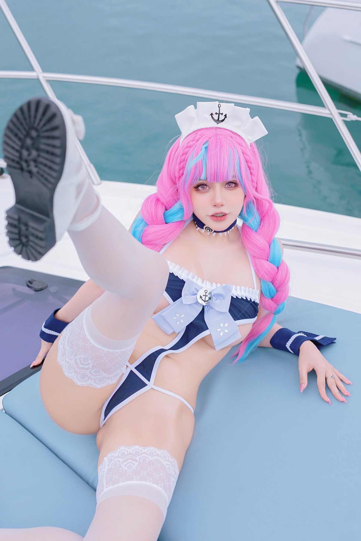 xgyw.top_日本性感萝莉Byoru-Aqua Minato主题户外游艇上性感情趣服饰配蕾丝袜诱惑写真47P