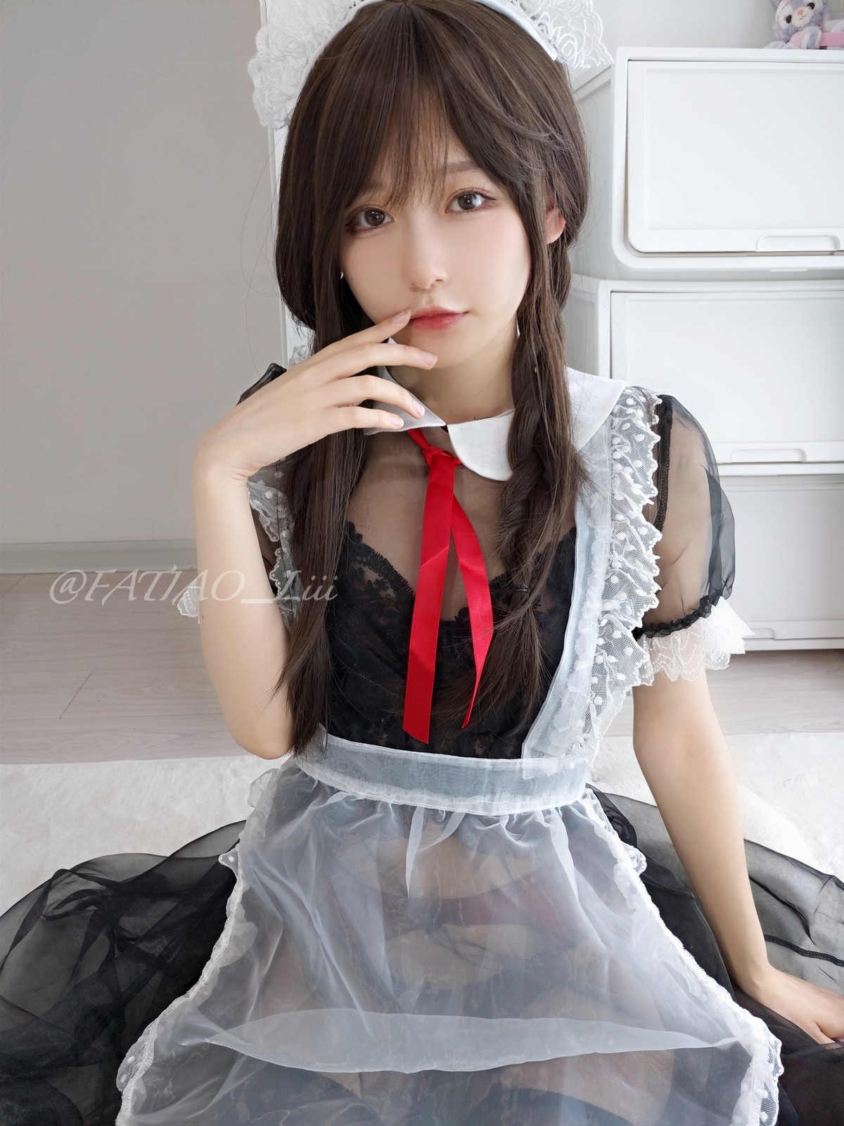 xgyw.top_网络美女迷之呆梨半透明黑丝主题私房性感女仆装露黑色蕾丝内衣迷人诱惑写真48P