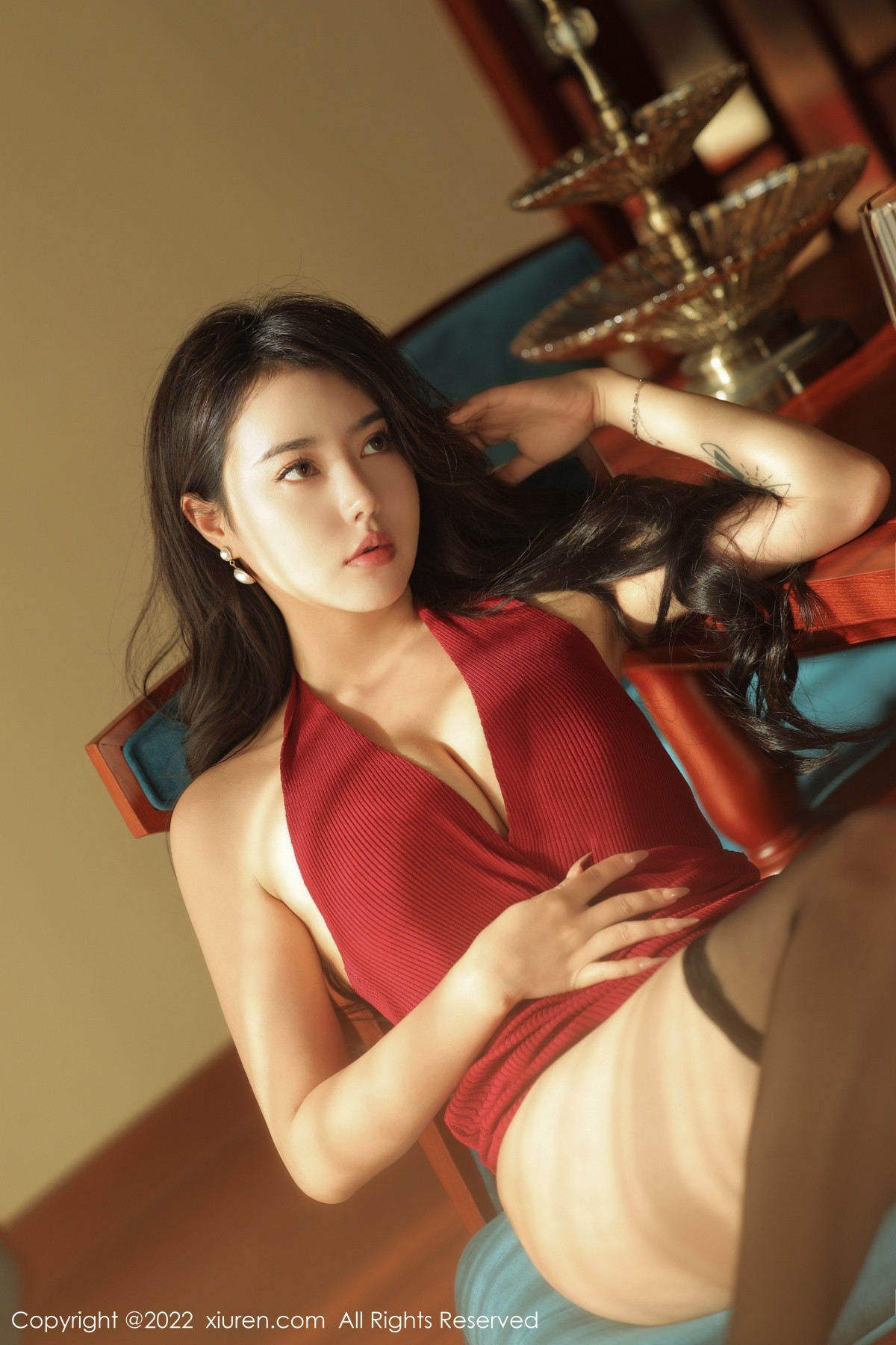 xgyw.top_XiuRen第5457期_女神玛鲁娜三亚旅拍红色露肩连衣短裙配黑丝袜秀翘臀诱惑写真56P