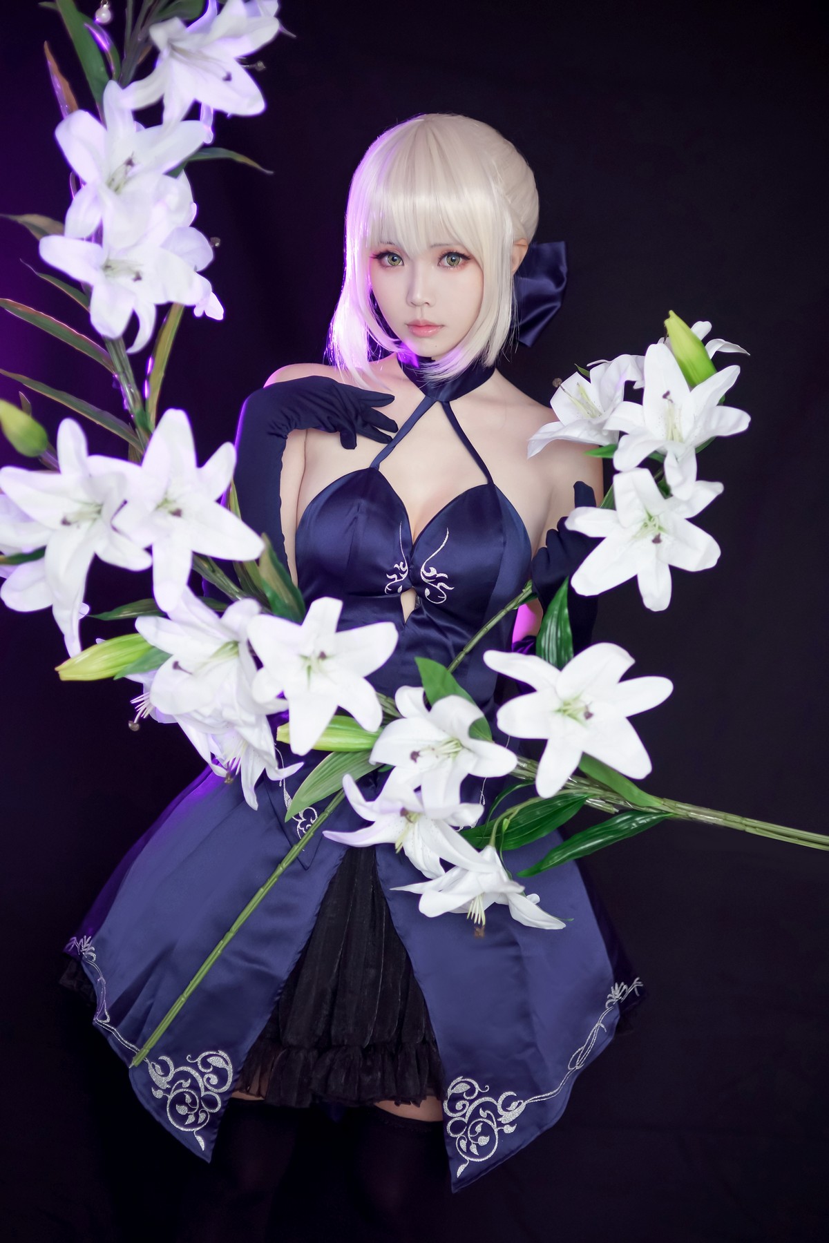 xgyw.top_Coser妹子Ely_eee黑贞主题美女武士装扮性感黑色吊带礼裙秀完美身材诱惑写真31P