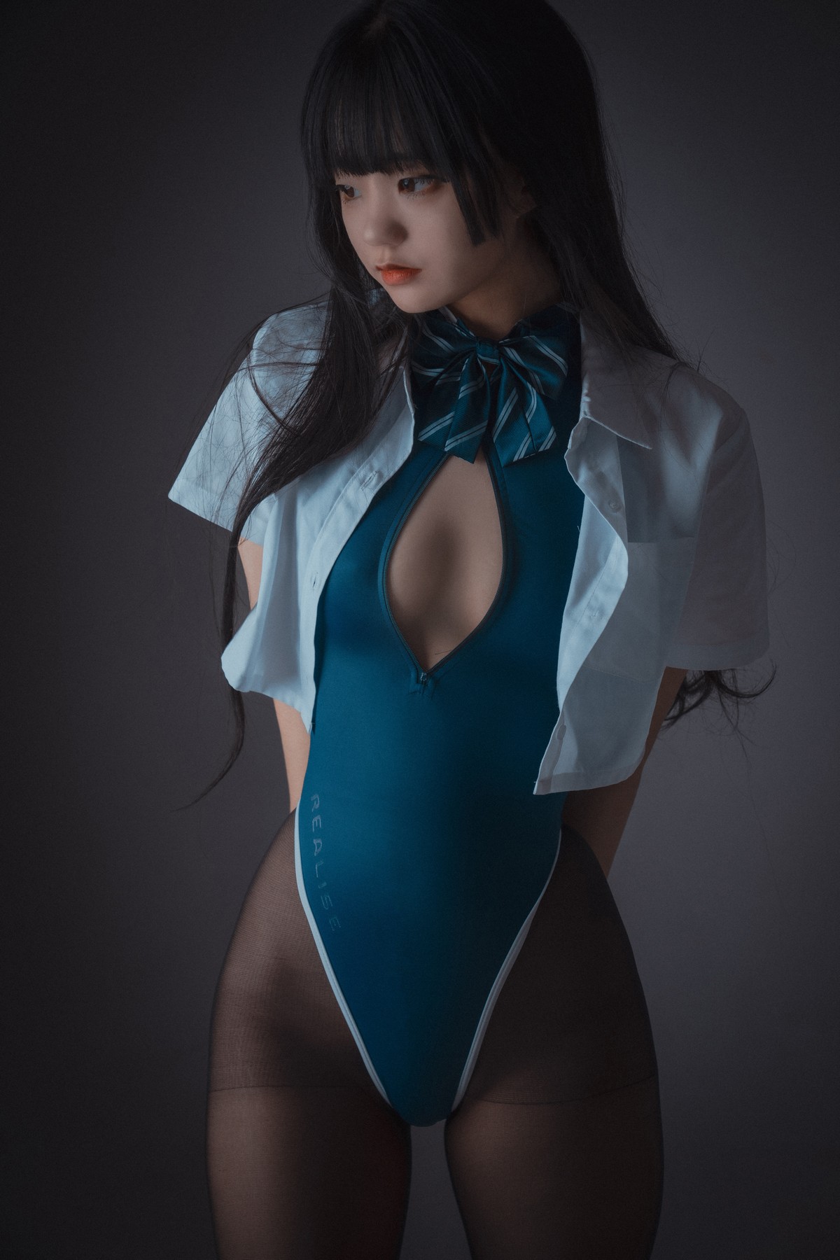 xgyw.top_[DJAWA]No.178_模特Jenny_Swimming Lesson主题性感连体泳衣配超薄黑丝诱惑写真46P