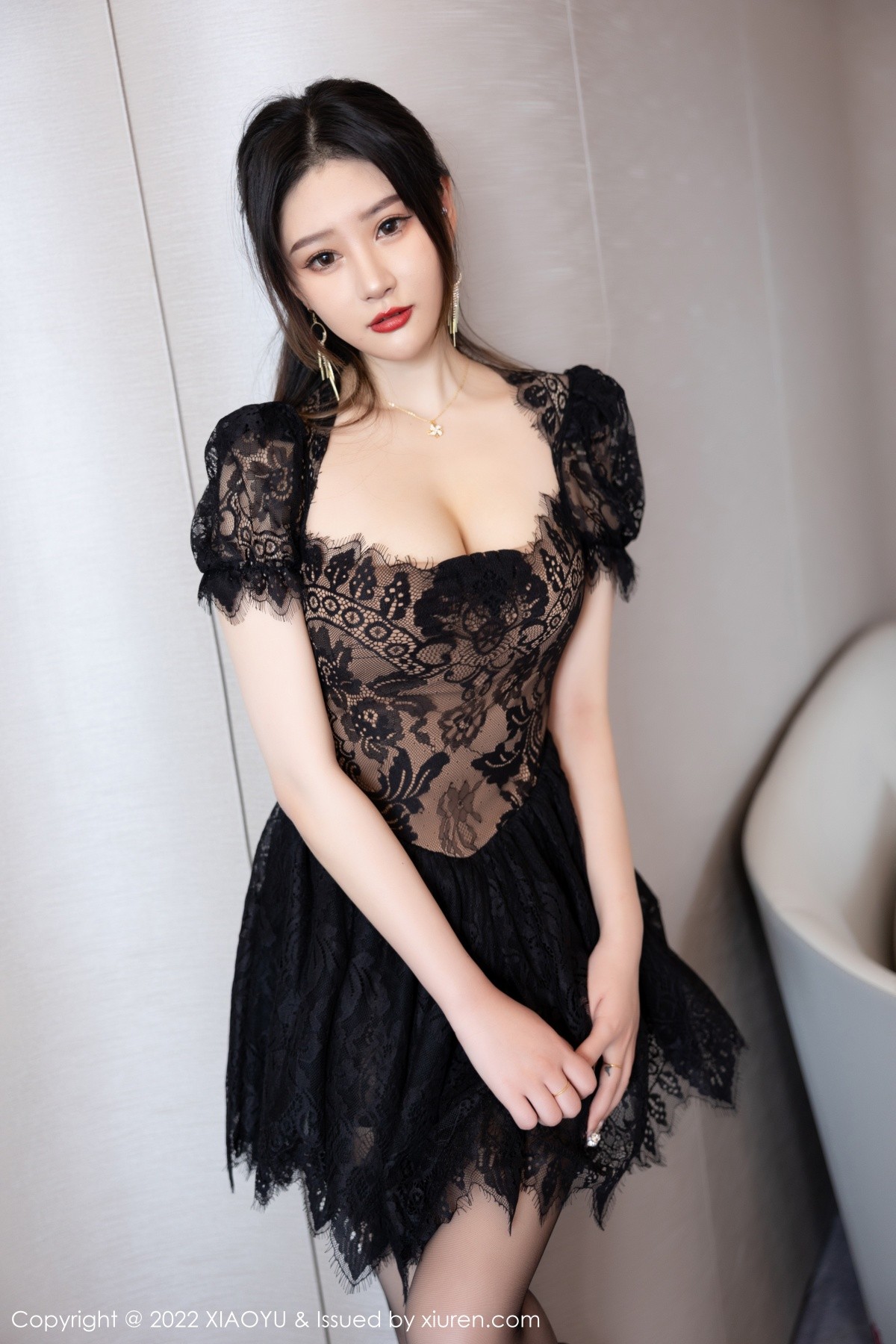 xgyw.top_[XiaoYu画语界]Vol.845_模特张欣欣私房脱黑色轻透网纱裙露网纹内衣配蕾丝吊袜诱惑写真72P