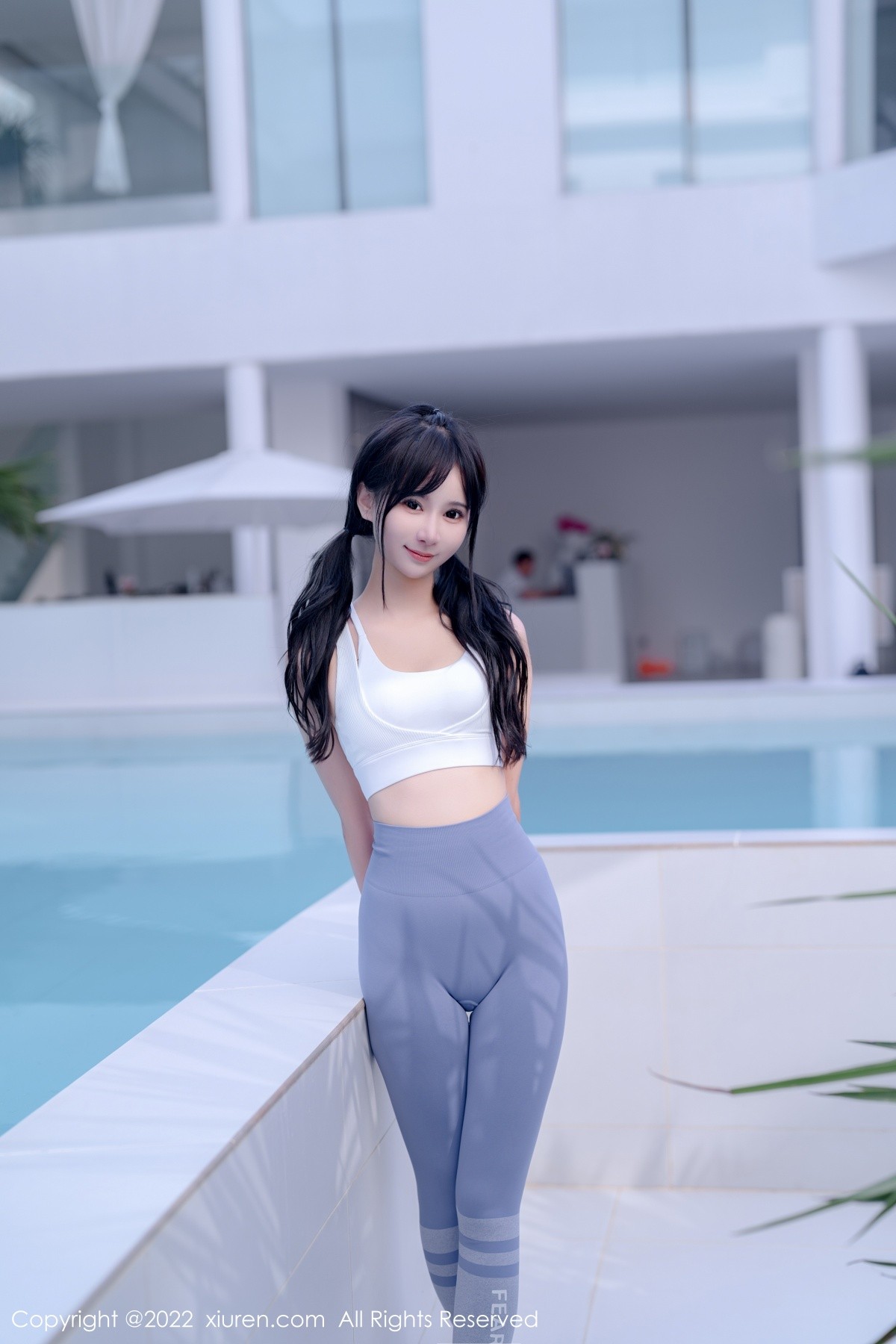 xgyw.top_XiuRen第5463期_女神小果冻儿大理旅拍私房性感运动服紧身秀完美身材诱惑写真55P