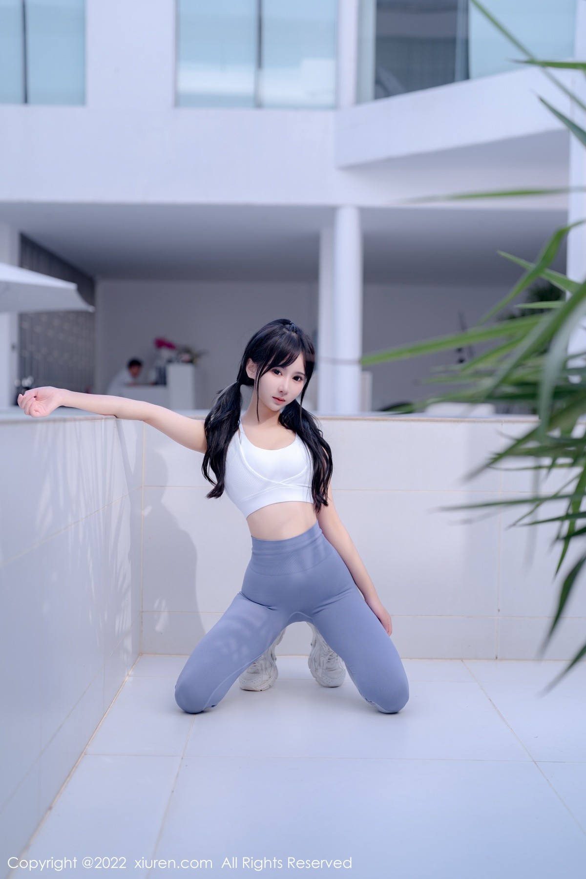 xgyw.top_XiuRen第5463期_女神小果冻儿大理旅拍私房性感运动服紧身秀完美身材诱惑写真55P