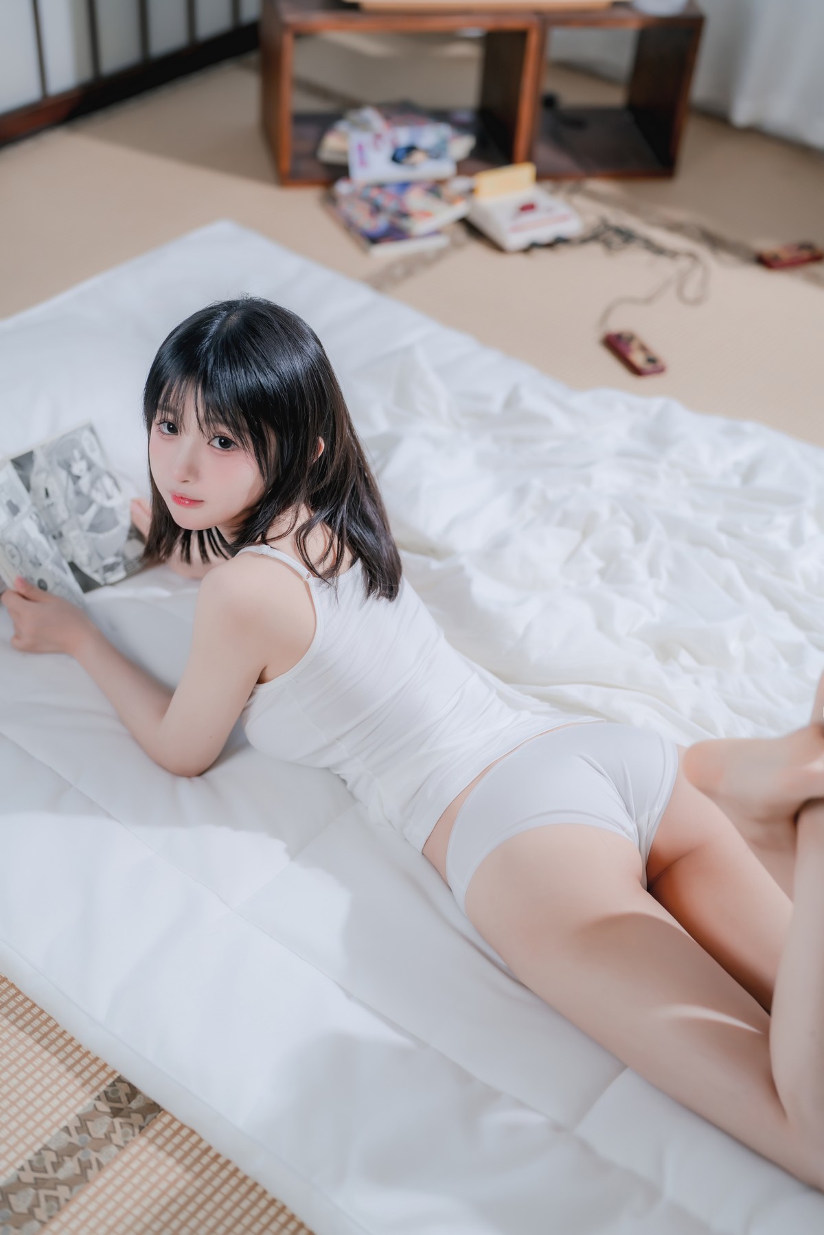 xgyw.top_网络美女桜井宁宁夏日情事主题私房性感白色吊带配白色内裤半撩秀豪乳诱惑写真62P