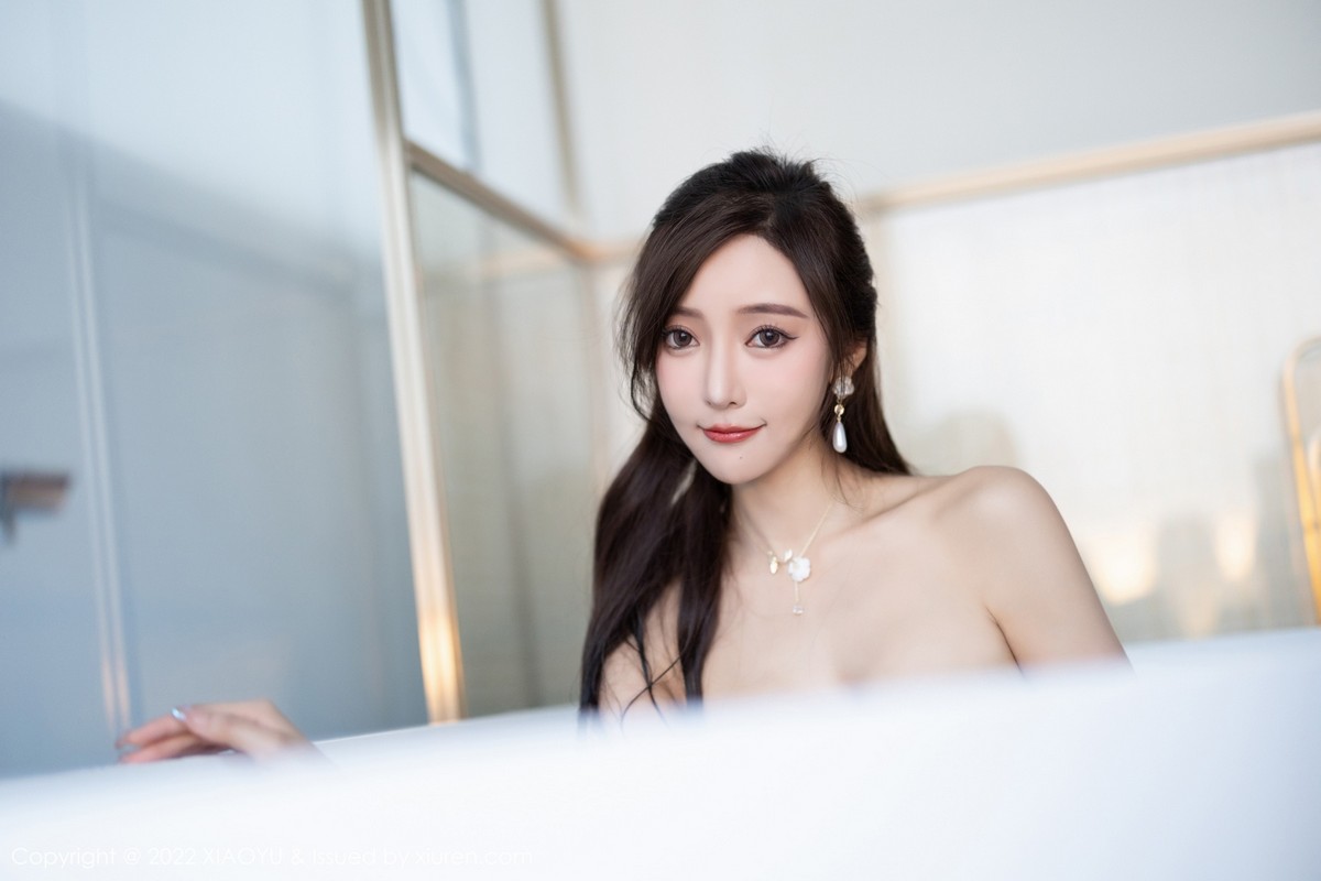 xgyw.top_[XiaoYu画语界]Vol.847_女神王馨瑶yanni脱性感粉色连衣长裙露超薄无内黑丝魅惑写真80P