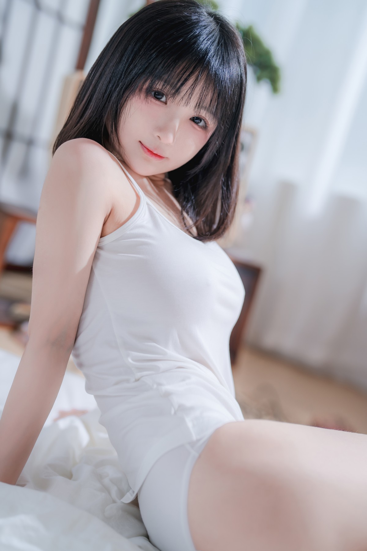xgyw.top_网络美女桜井宁宁夏日情事主题私房性感白色吊带配白色内裤半撩秀豪乳诱惑写真62P