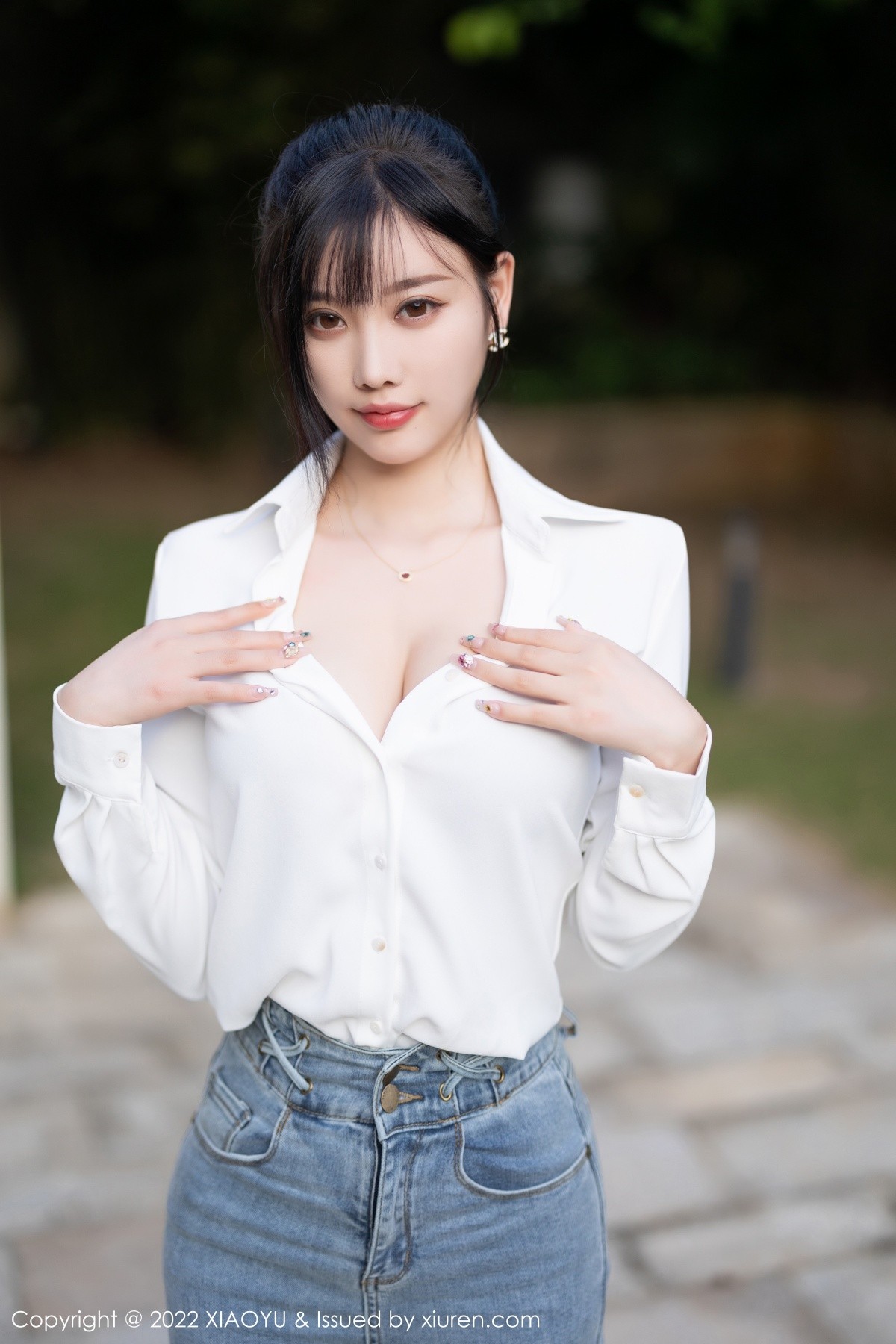xgyw.top_[XiaoYu画语界]Vol.846_女神杨晨晨Yome性感白T配牛仔裤露红色内衣超薄肉丝诱惑写真85P