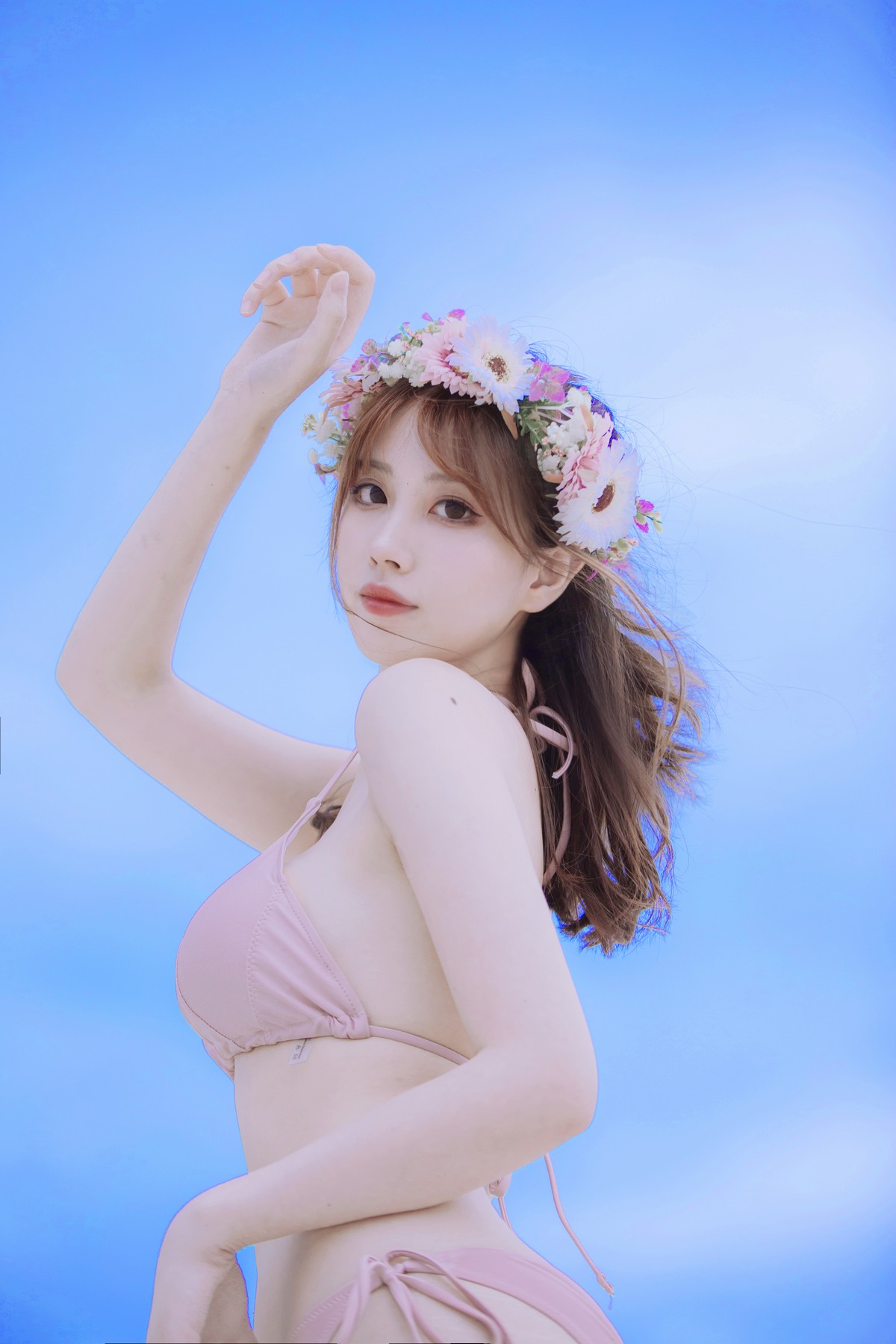 xgyw.top_次元少女念雪ww白桃汽水主题户外沙滩性感粉色比基尼秀完美身材迷人诱惑写真42P
