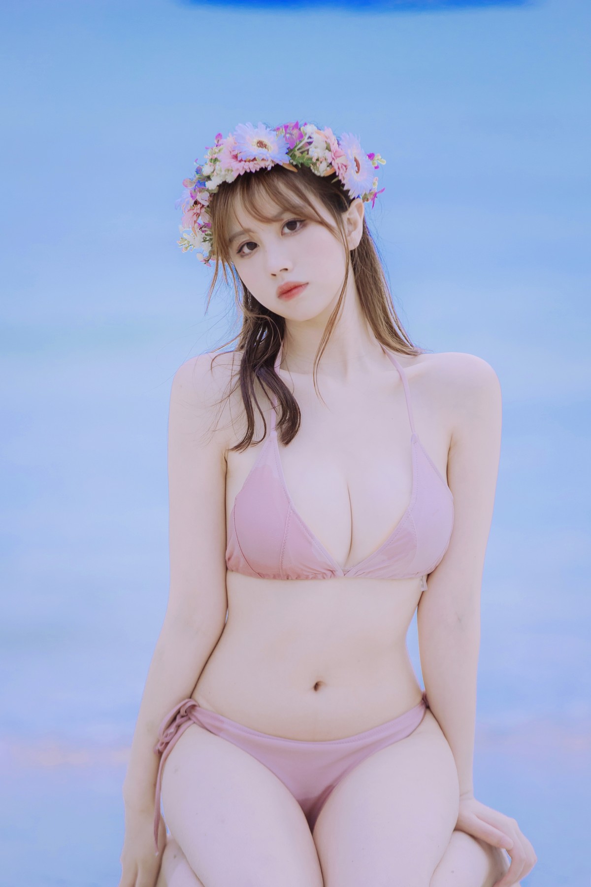 xgyw.top_次元少女念雪ww白桃汽水主题户外沙滩性感粉色比基尼秀完美身材迷人诱惑写真42P