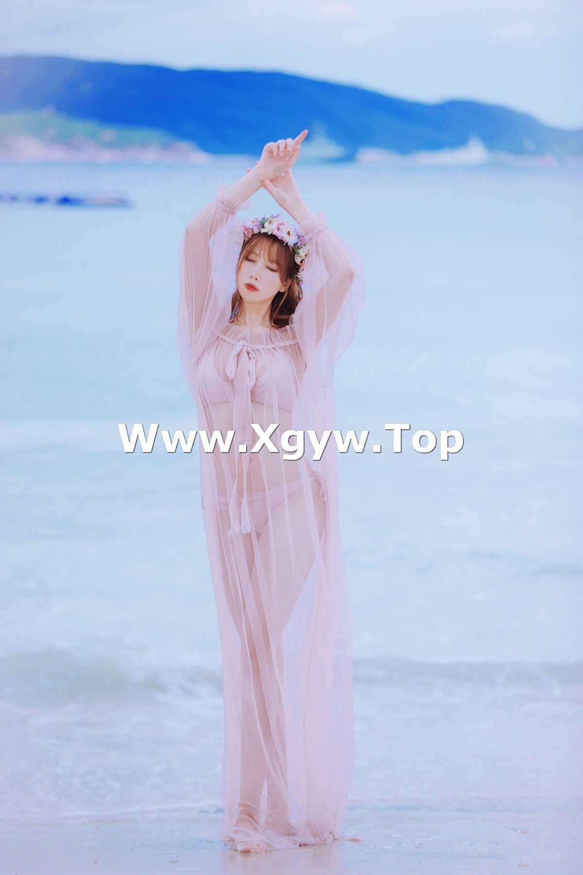 xgyw.top_次元少女念雪ww白桃汽水主题户外沙滩性感粉色比基尼秀完美身材迷人诱惑写真42P