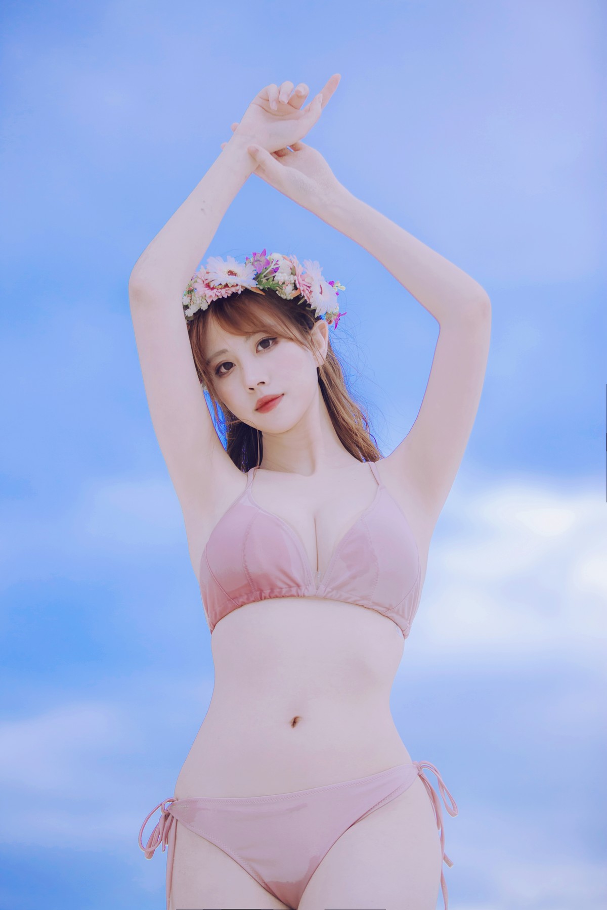 xgyw.top_次元少女念雪ww白桃汽水主题户外沙滩性感粉色比基尼秀完美身材迷人诱惑写真42P