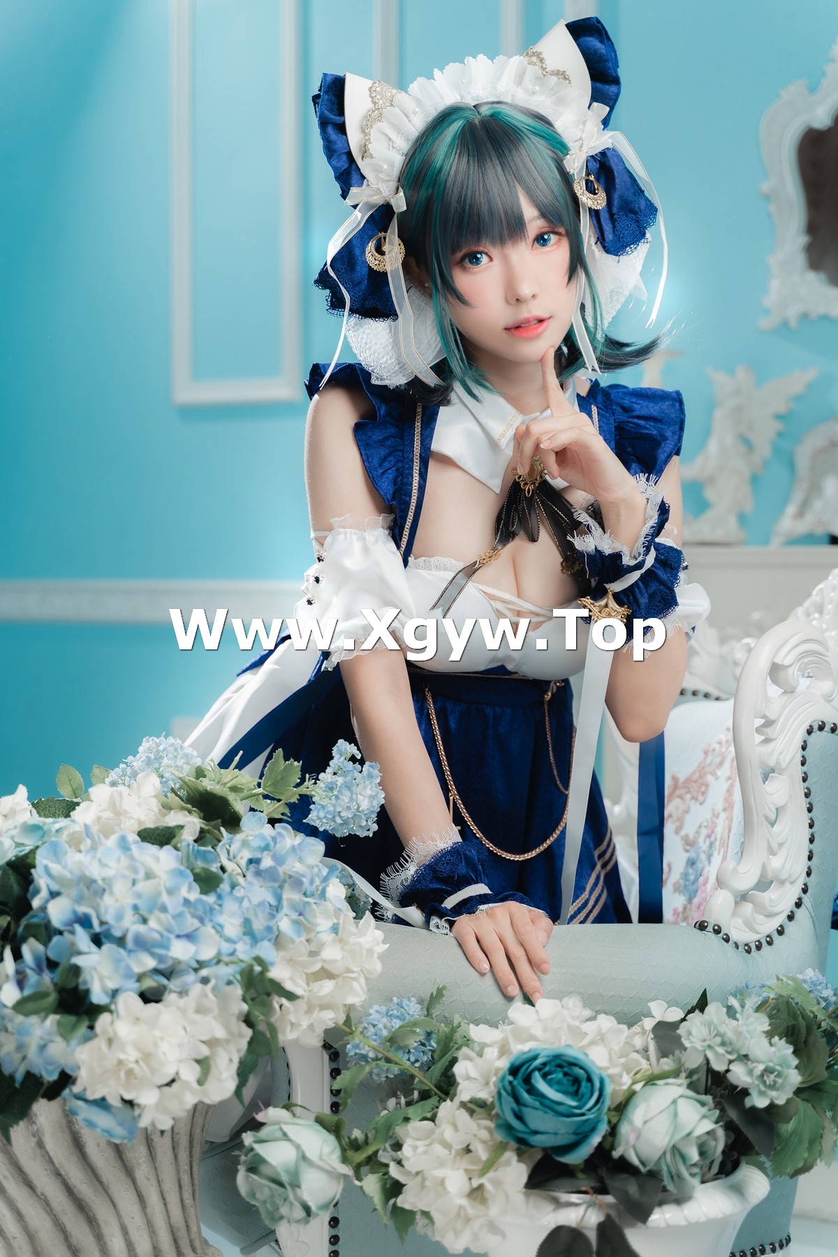 xgyw.top_Coser妹子Ely_eee-Cheshire柴郡主题私房性感礼裙配白丝吊袜秀美腿诱惑写真70P