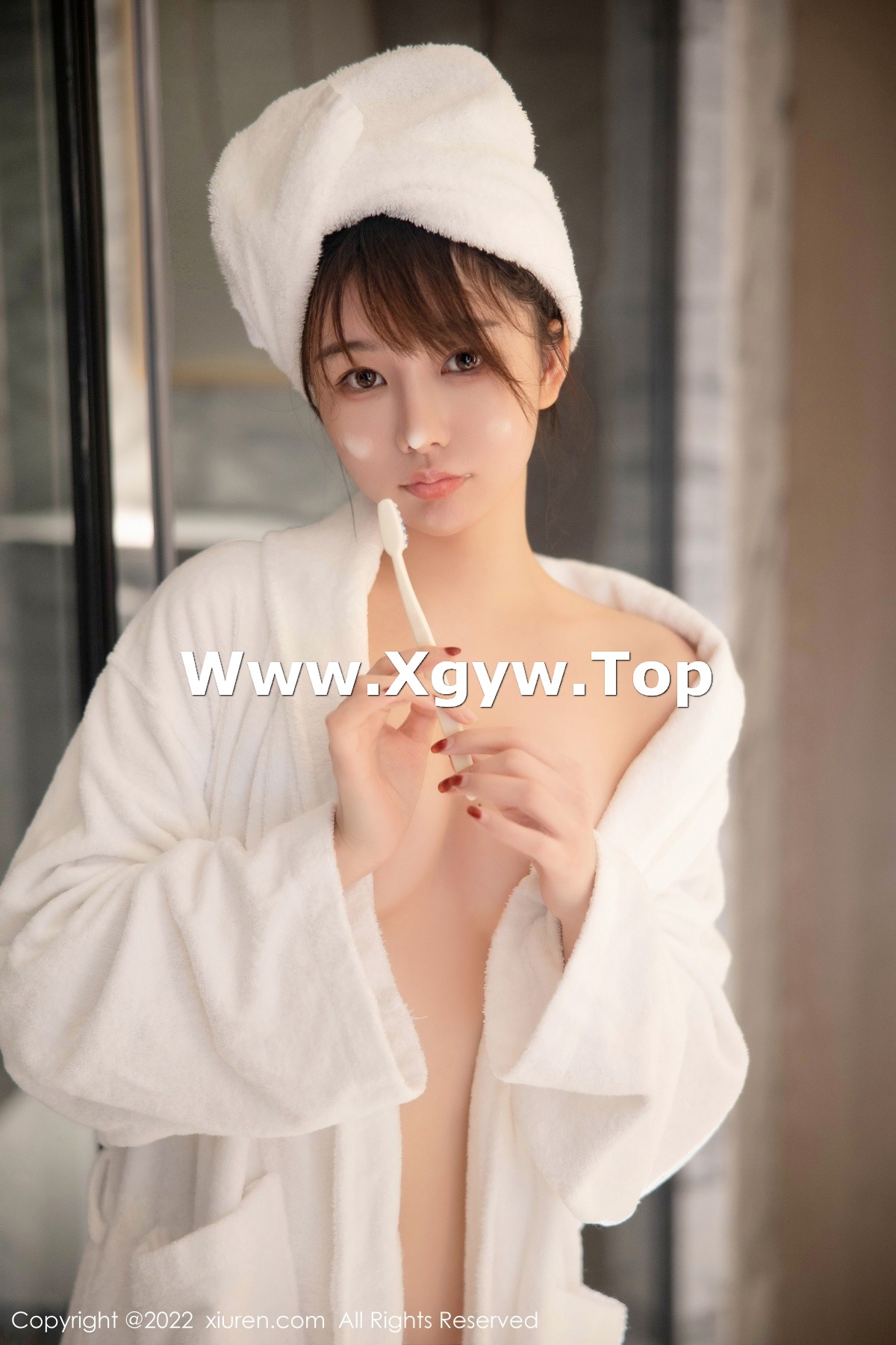 xgyw.top_XiuRen第5477期_模特婠婠么私房浴缸性感深蓝色比基尼湿身泡泡浴撩人诱惑写真76P