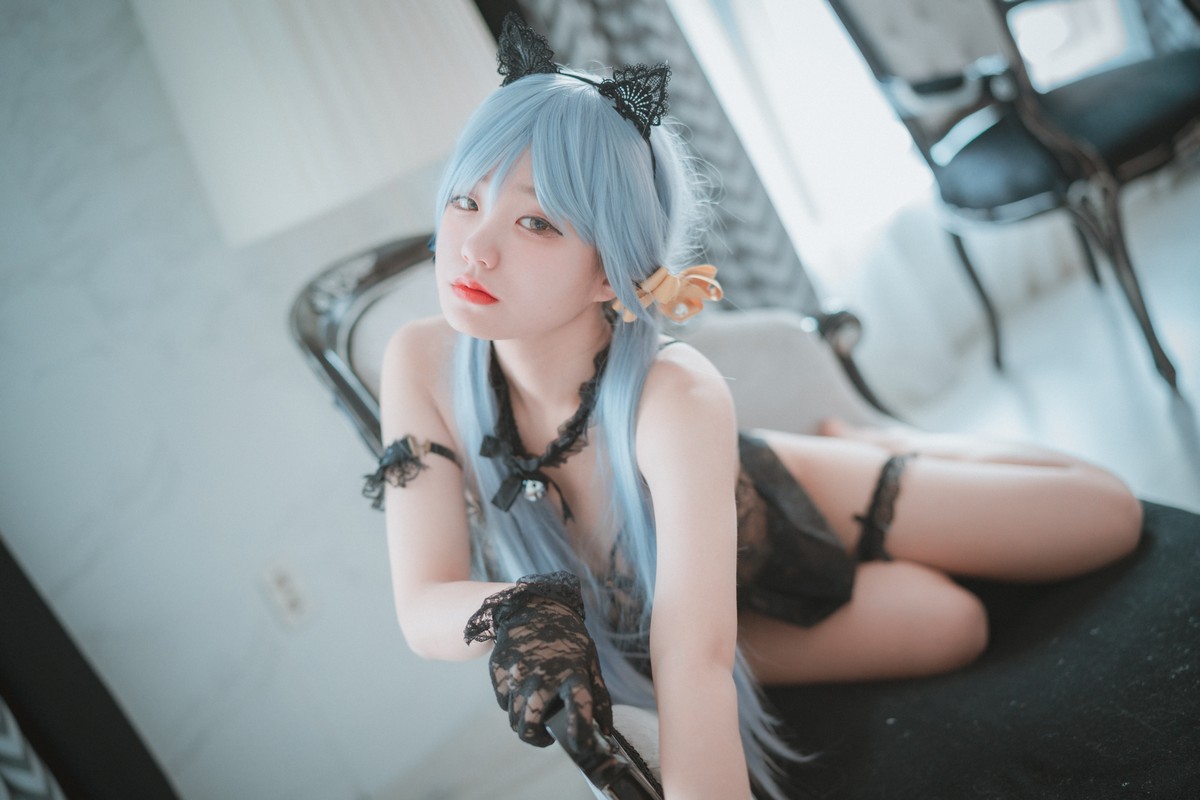 xgyw.top_[DJAWA]No.186_模特Jenny_Schwarz und Wei主题私房黑色蕾丝情趣内衣撩人诱惑写真34P