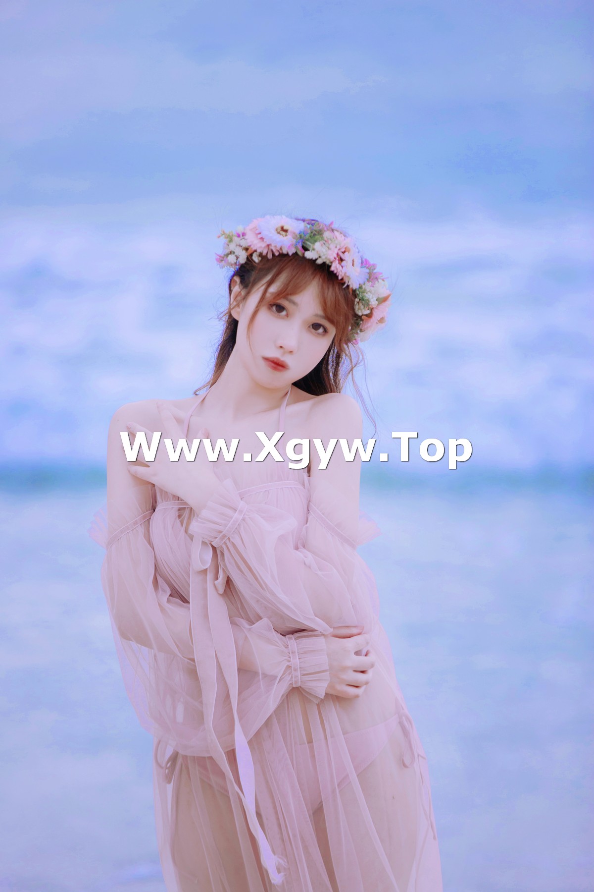 xgyw.top_次元少女念雪ww白桃汽水主题户外沙滩性感粉色比基尼秀完美身材迷人诱惑写真42P