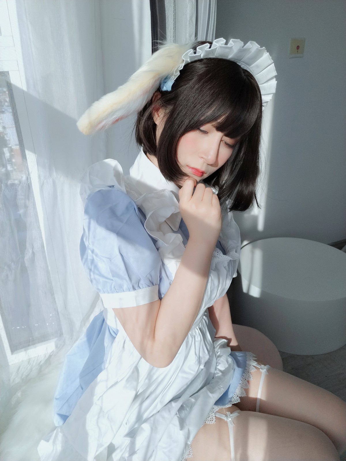 xgyw.top_Coser小姐姐白银兔耳女仆主题私房性感女仆装配白色蕾丝袜秀翘臀诱惑写真148P