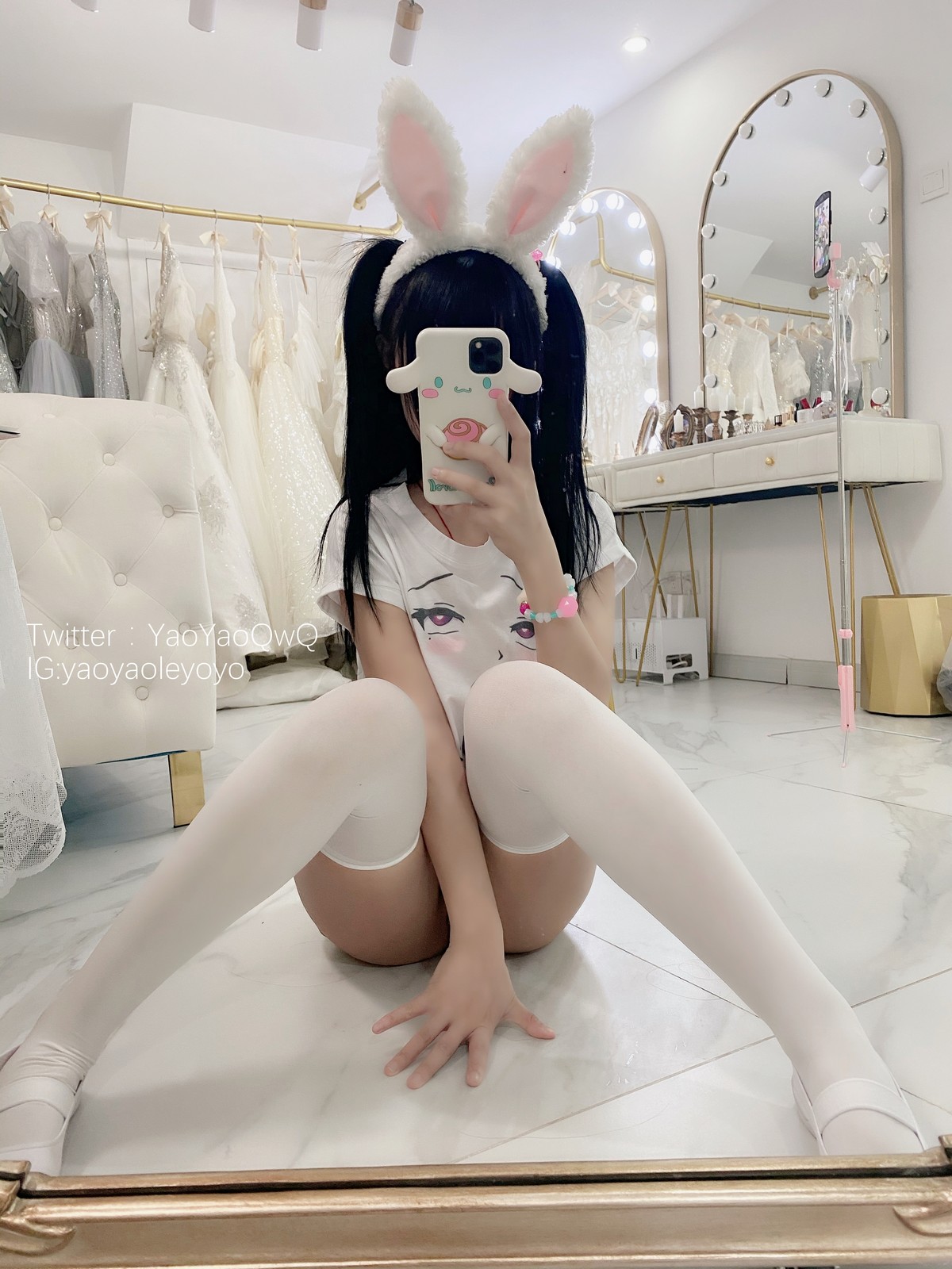xgyw.top_网络美女软妹摇摇乐一只小兔子主题私房两套性感兔女郎服饰秀翘臀美腿诱惑写真94P