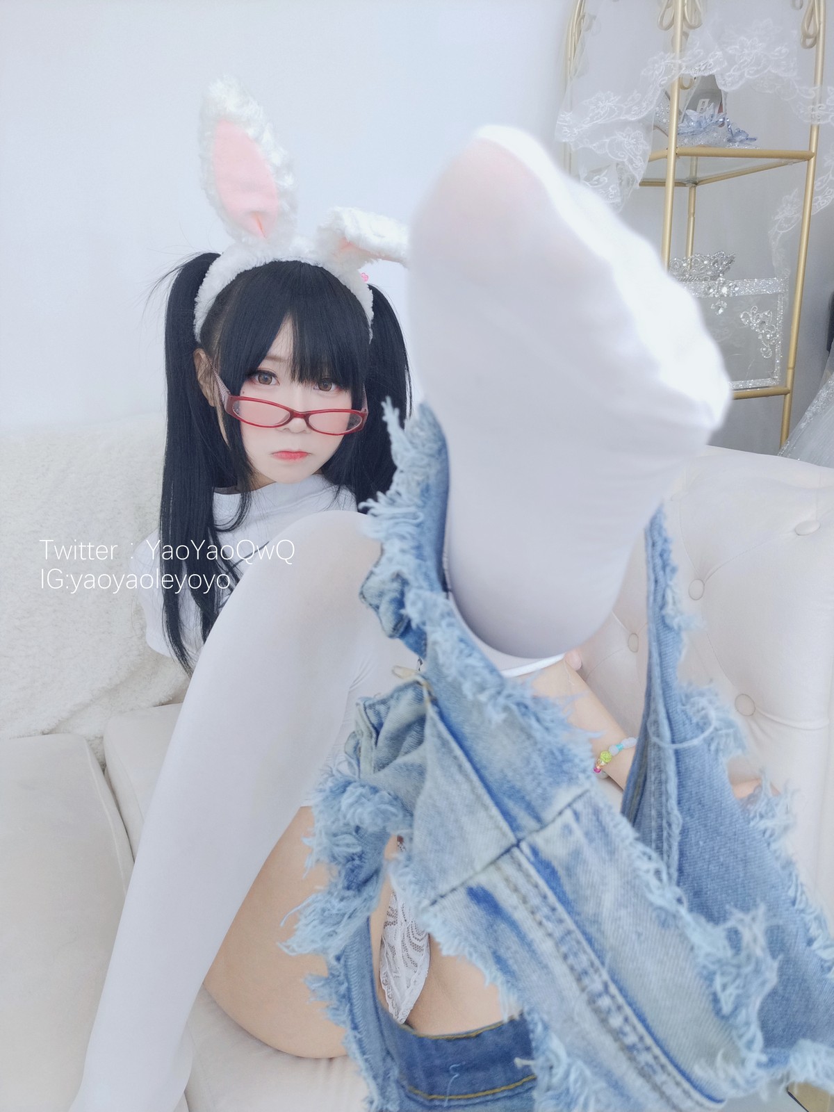 xgyw.top_网络美女软妹摇摇乐一只小兔子主题私房两套性感兔女郎服饰秀翘臀美腿诱惑写真94P