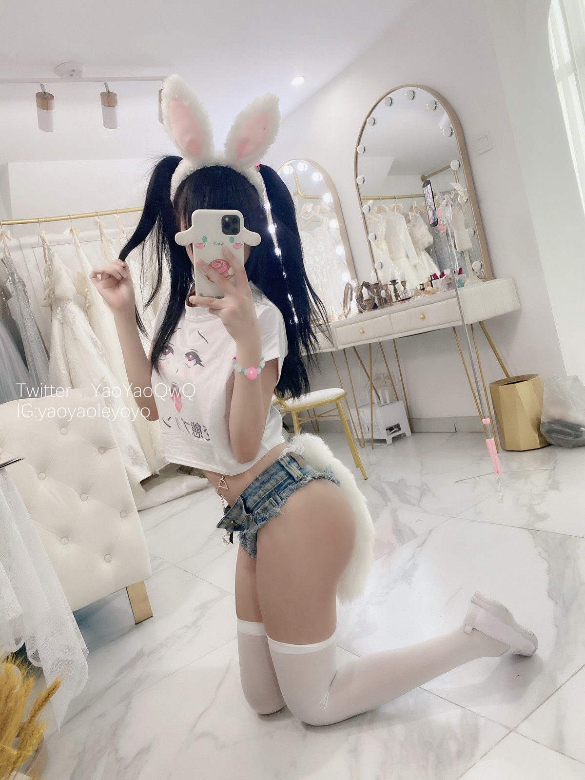 xgyw.top_网络美女软妹摇摇乐一只小兔子主题私房两套性感兔女郎服饰秀翘臀美腿诱惑写真94P