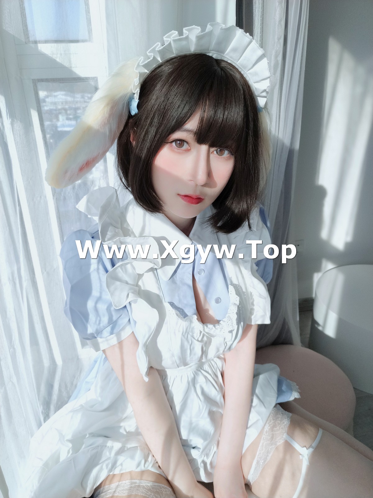 xgyw.top_Coser小姐姐白银兔耳女仆主题私房性感女仆装配白色蕾丝袜秀翘臀诱惑写真148P