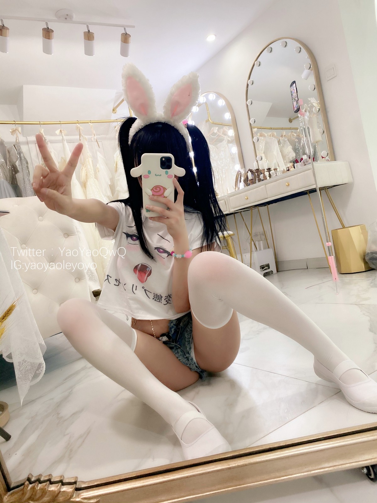 xgyw.top_网络美女软妹摇摇乐一只小兔子主题私房两套性感兔女郎服饰秀翘臀美腿诱惑写真94P