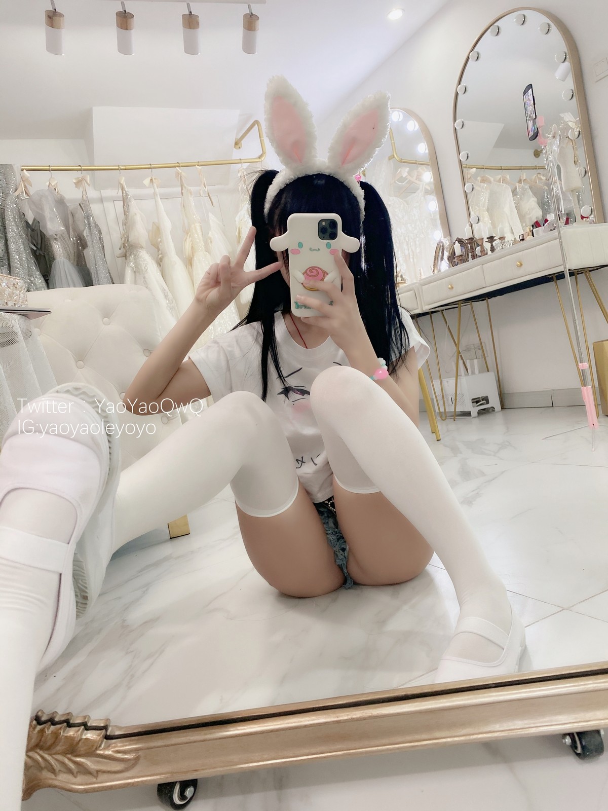 xgyw.top_网络美女软妹摇摇乐一只小兔子主题私房两套性感兔女郎服饰秀翘臀美腿诱惑写真94P