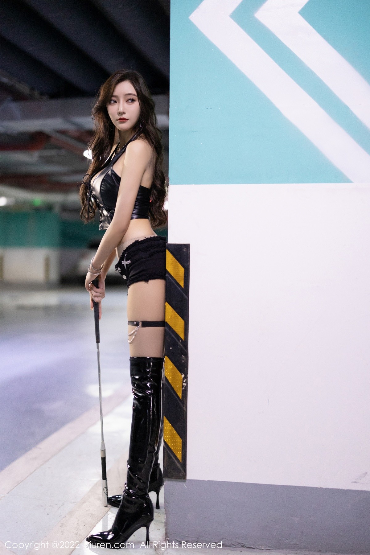 xgyw.top_XiuRen第5494期_女神王馨瑶yanni厦门旅拍黑色皮质服饰配超薄肉丝撩人诱惑写真78P