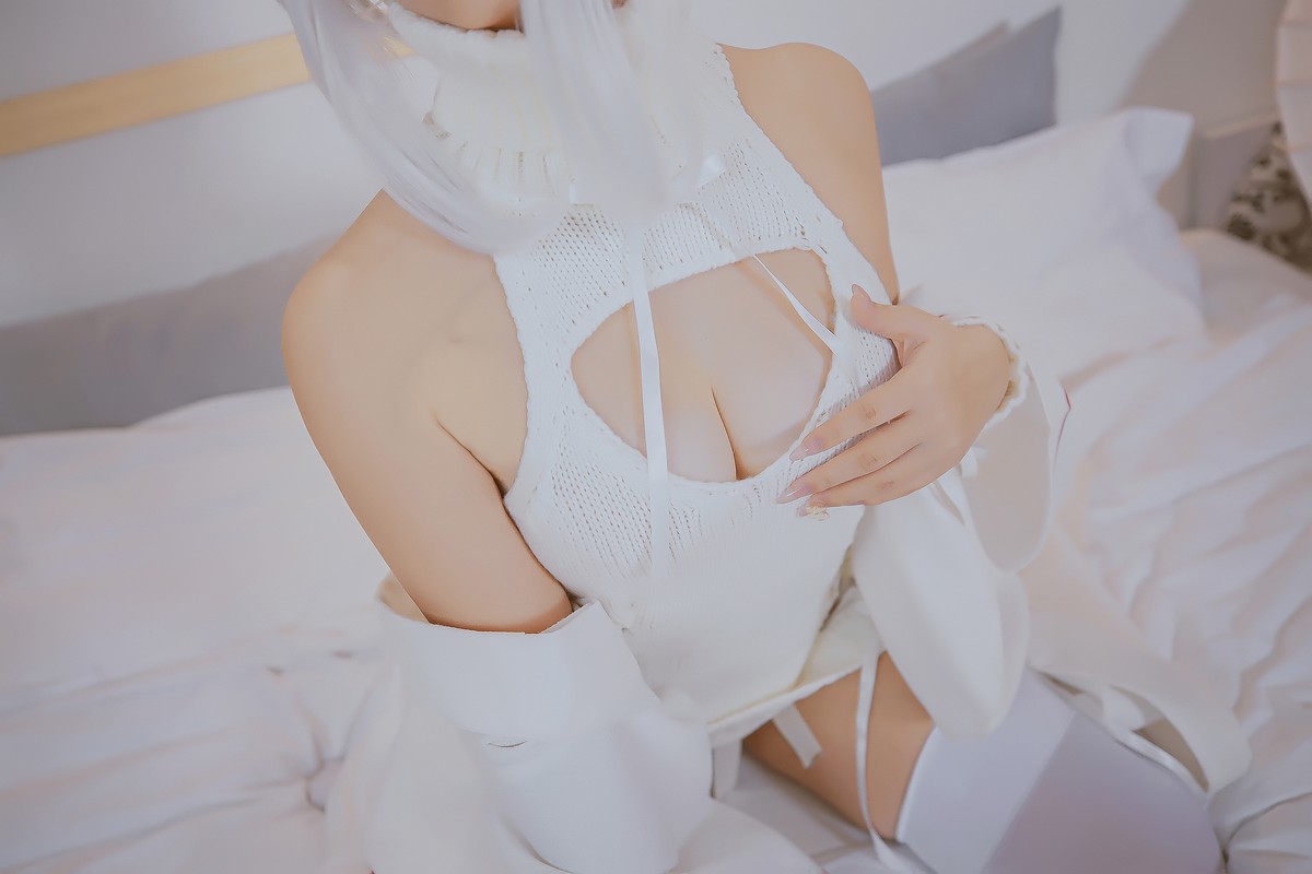 xgyw.top_萝莉美女神楽板真冬狼妹&兔娘主题私房性感服饰系列秀完美身材迷人诱惑写真150P