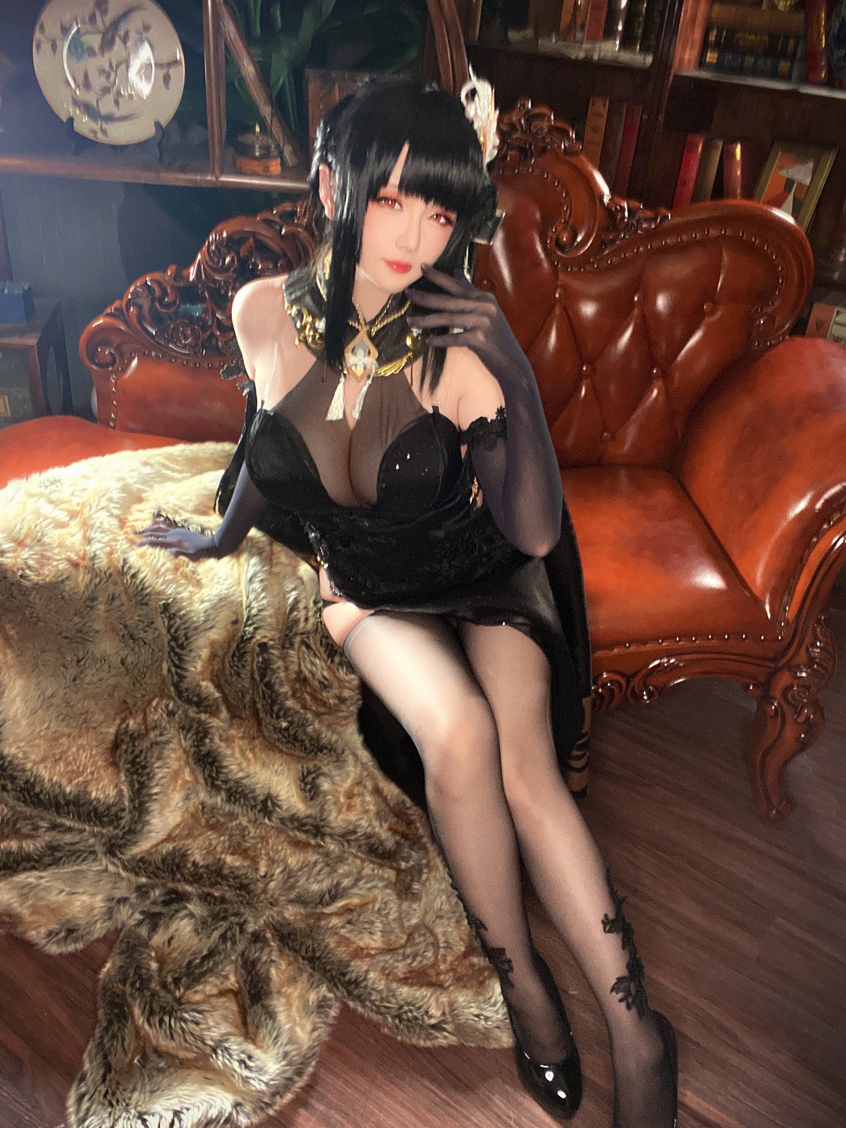 xgyw.top_Coser小姐姐星之迟迟奇奢华苑主题性感黑色薄纱礼服配破烂黑丝裤袜诱惑写真85P