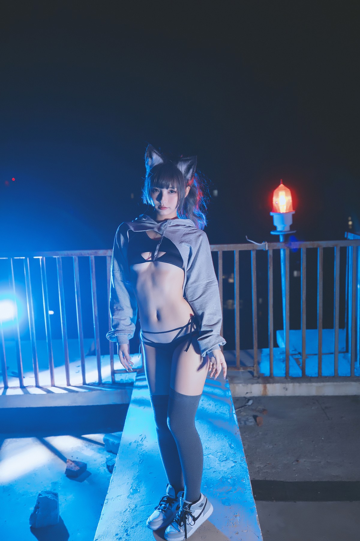 xgyw.top_萝莉美女神楽板真冬狼妹&兔娘主题私房性感服饰系列秀完美身材迷人诱惑写真150P