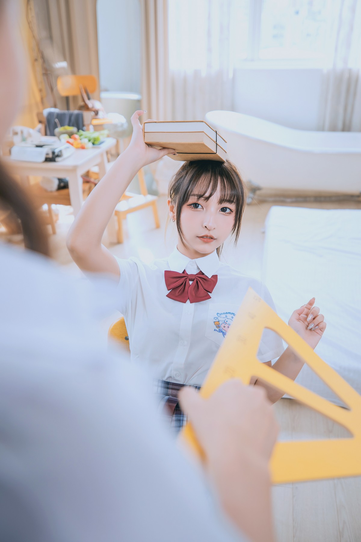 xgyw.top_萝莉美女神楽板真冬百合教室主题教室里师生情主题性感白T配黑丝袜诱惑写真150P