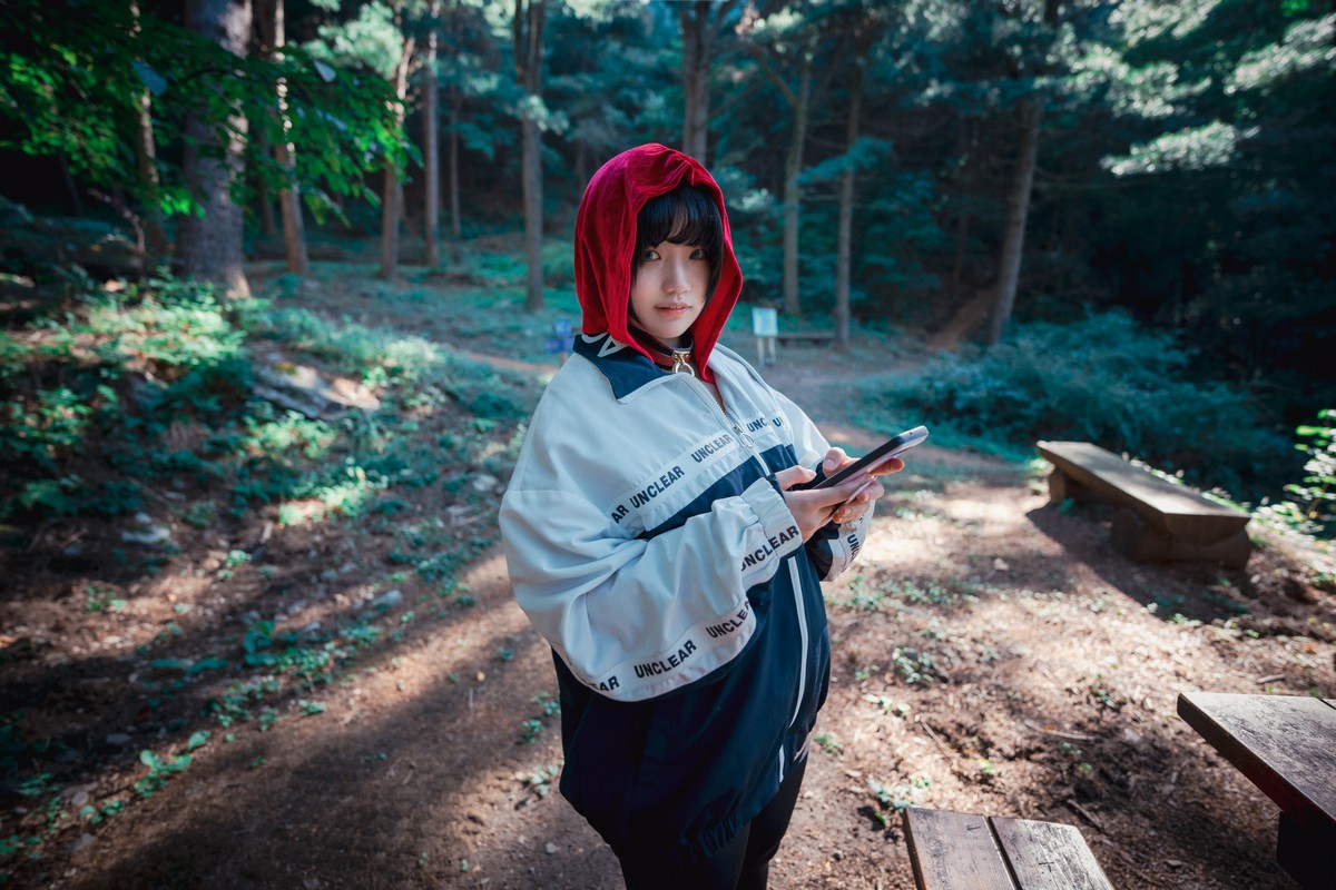 xgyw.top_[DJAWA]No.194_Mimmi_Naughty Red Hiring Hood主题户外红色情趣服饰惹火诱惑写真125P