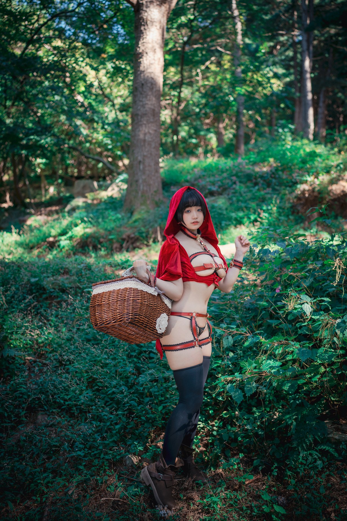 xgyw.top_[DJAWA]No.194_Mimmi_Naughty Red Hiring Hood主题户外红色情趣服饰惹火诱惑写真125P
