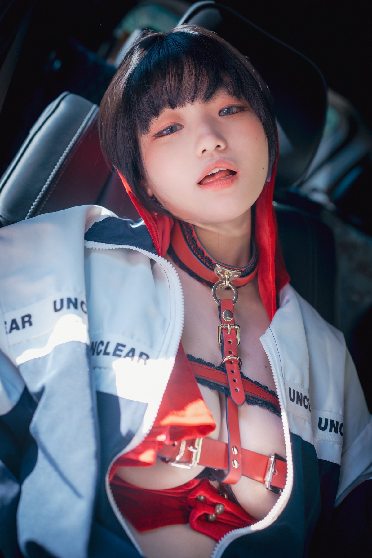 xgyw.top_[DJAWA]No.194_Mimmi_Naughty Red Hiring Hood主题户外红色情趣服饰惹火诱惑写真125P