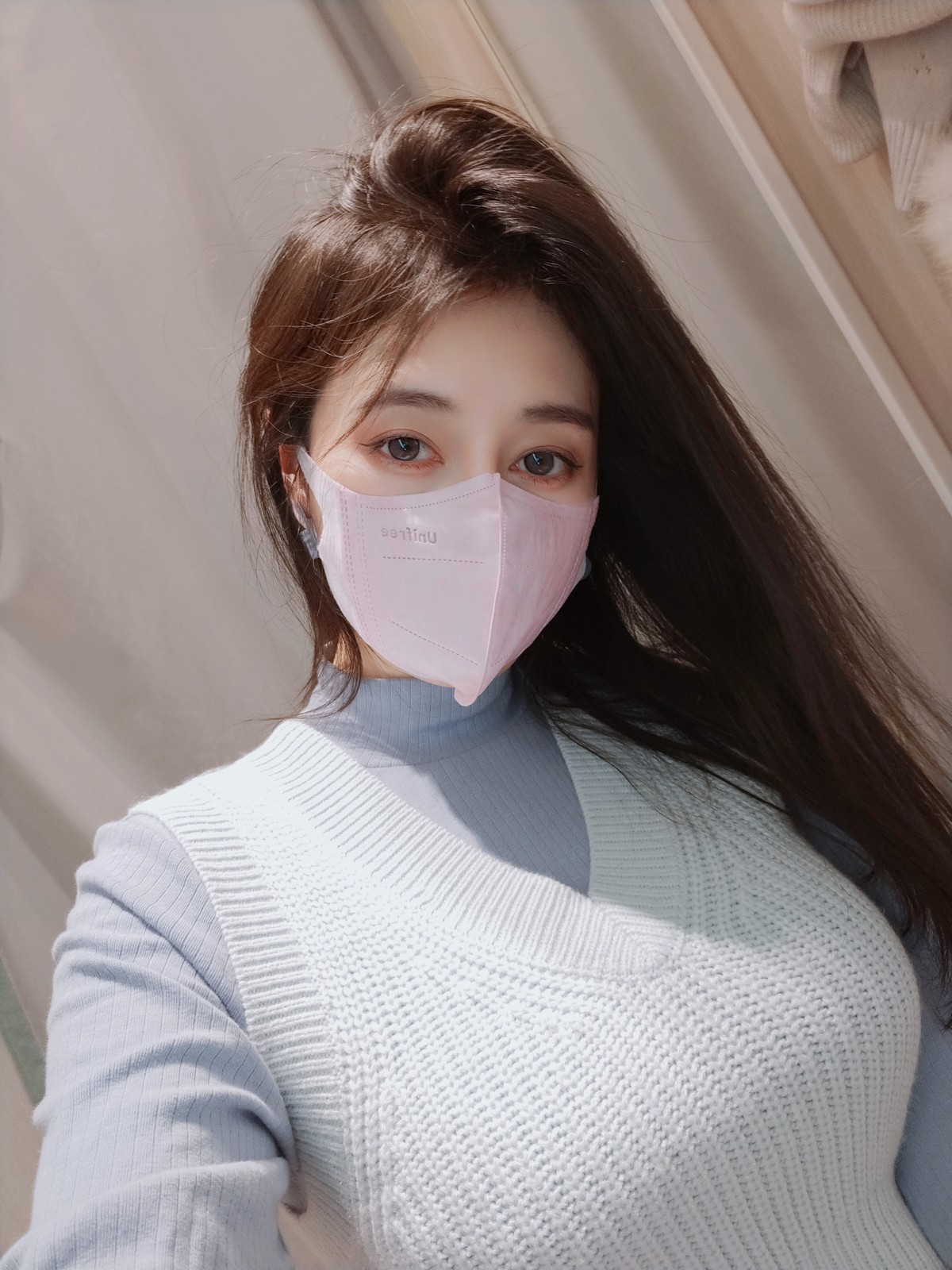 xgyw.top_Coser小姐姐白银试着室主题半脱露性感蕾丝内衣配肉丝吊袜秀豪乳翘臀诱惑写真80P