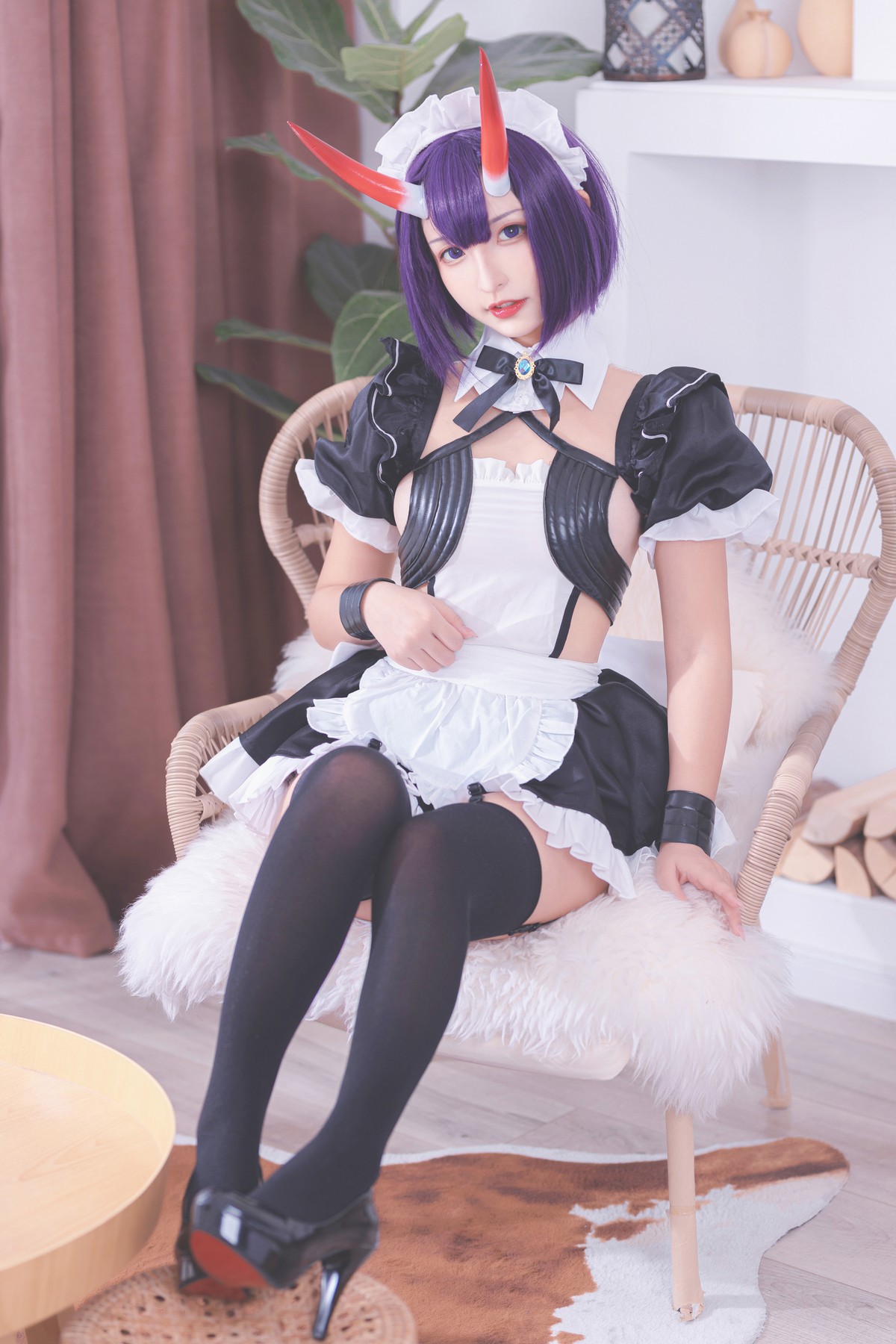 xgyw.top_萝莉美女神楽板真冬酒吞cos主题性感黑色短旗袍秀翘臀美腿撩人诱惑写真150P
