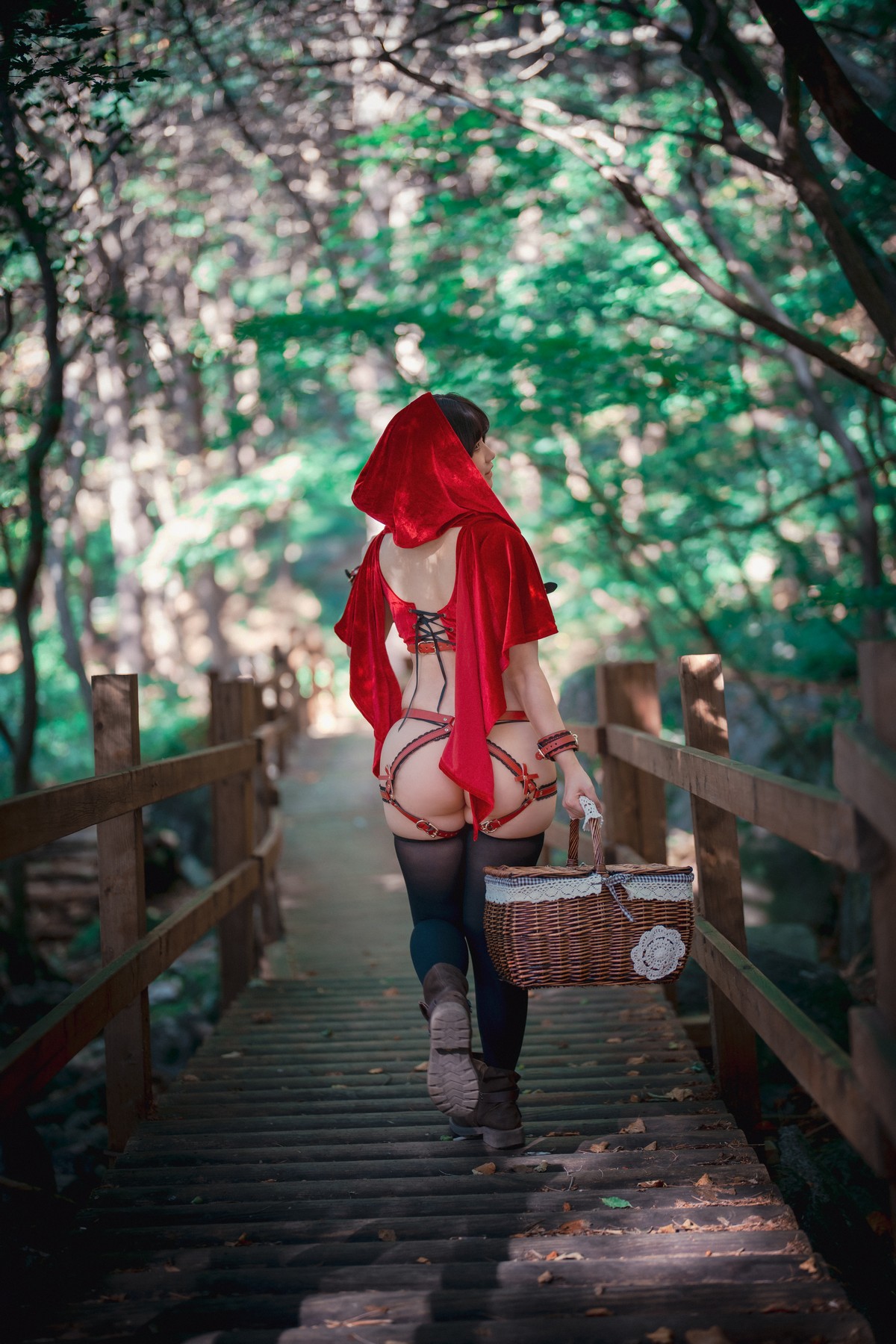 xgyw.top_[DJAWA]No.194_Mimmi_Naughty Red Hiring Hood主题户外红色情趣服饰惹火诱惑写真125P