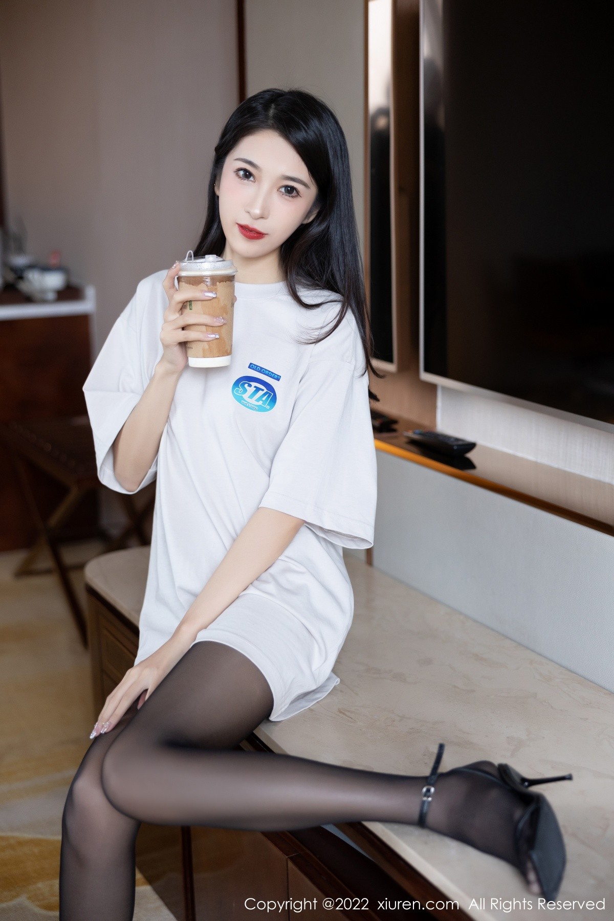 xgyw.top_XiuRen第5507期_模特林乐一私房性感白T配超薄无内黑丝秀翘臀美腿诱惑写真80P