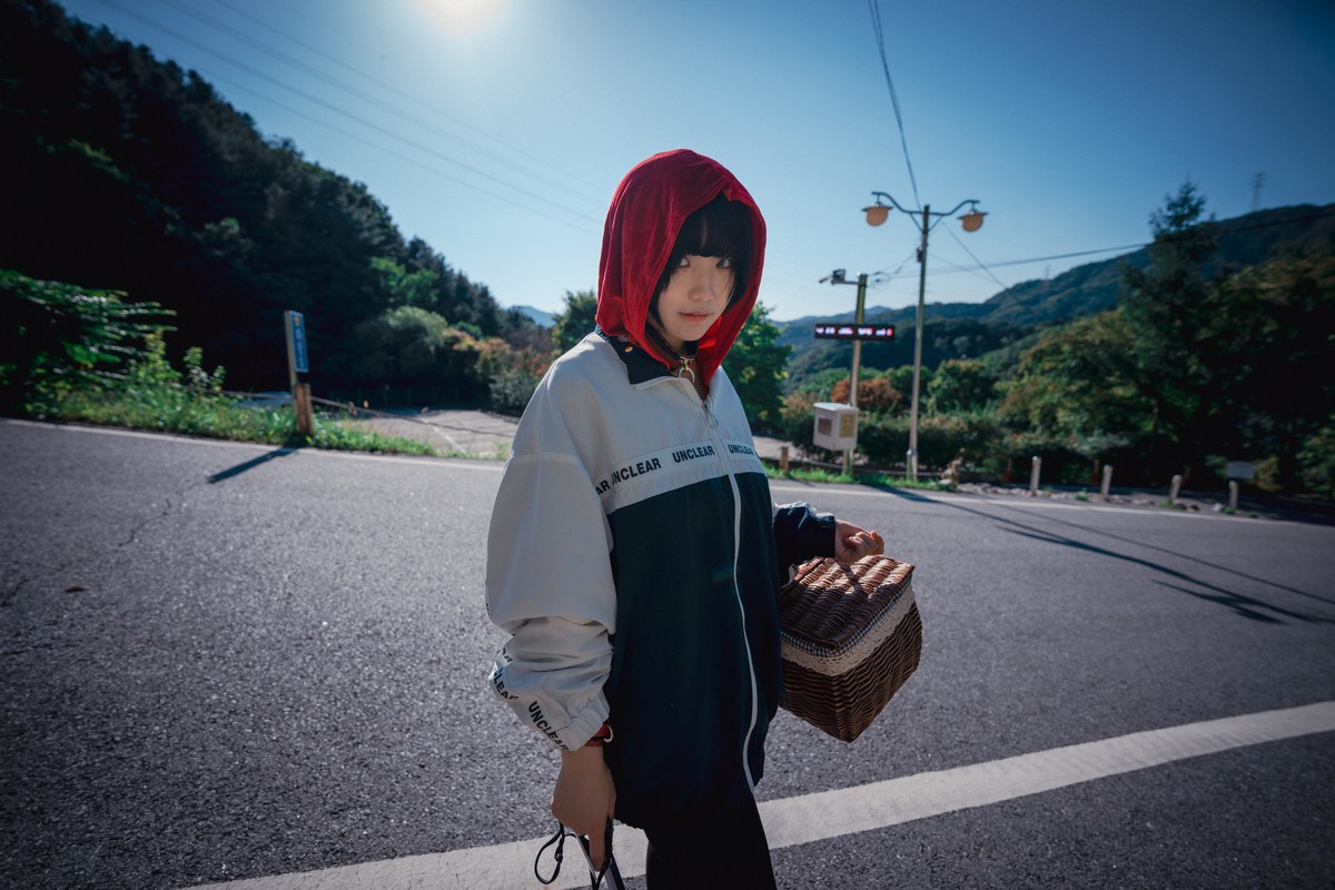 xgyw.top_[DJAWA]No.194_Mimmi_Naughty Red Hiring Hood主题户外红色情趣服饰惹火诱惑写真125P