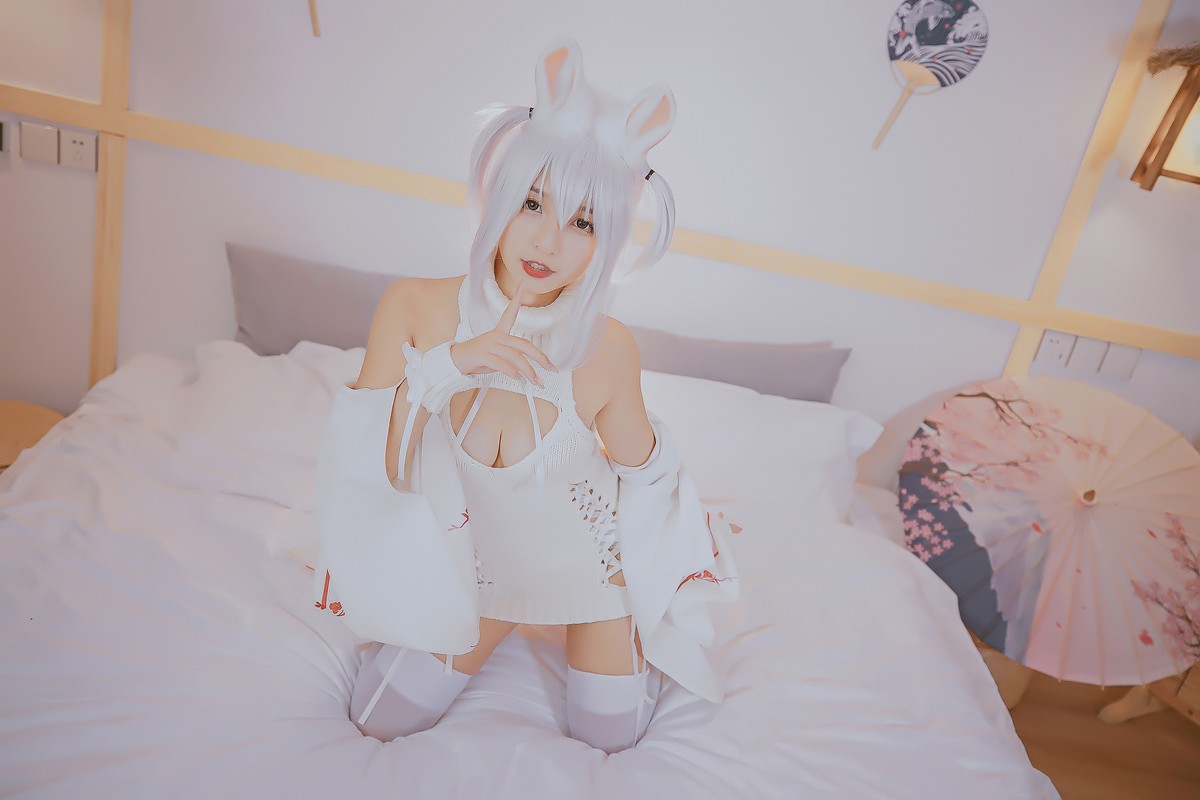 xgyw.top_萝莉美女神楽板真冬狼妹&兔娘主题私房性感服饰系列秀完美身材迷人诱惑写真150P