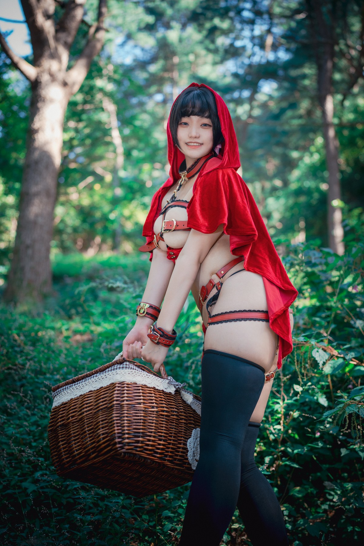 xgyw.top_[DJAWA]No.194_Mimmi_Naughty Red Hiring Hood主题户外红色情趣服饰惹火诱惑写真125P