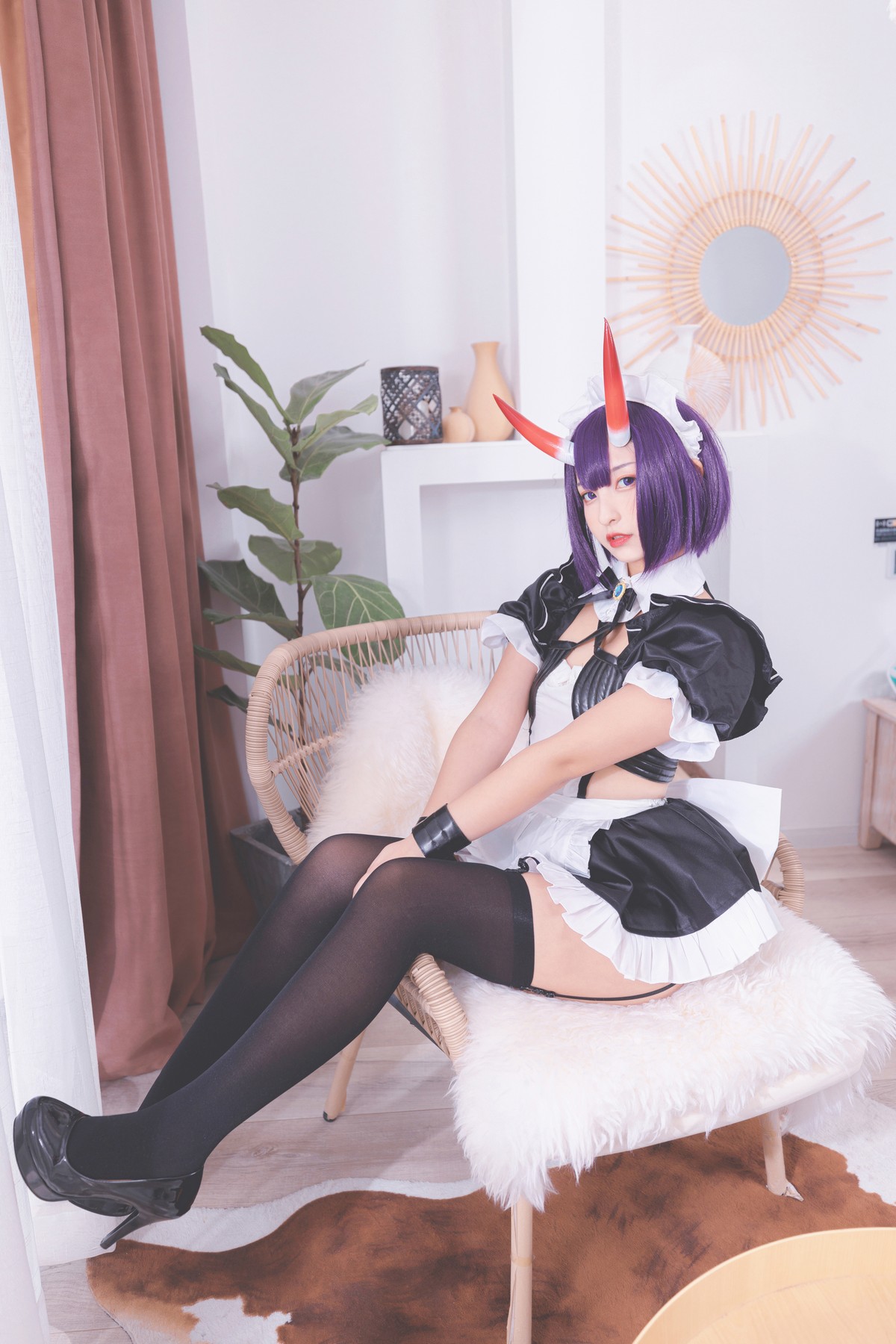 xgyw.top_萝莉美女神楽板真冬酒吞cos主题性感黑色短旗袍秀翘臀美腿撩人诱惑写真150P