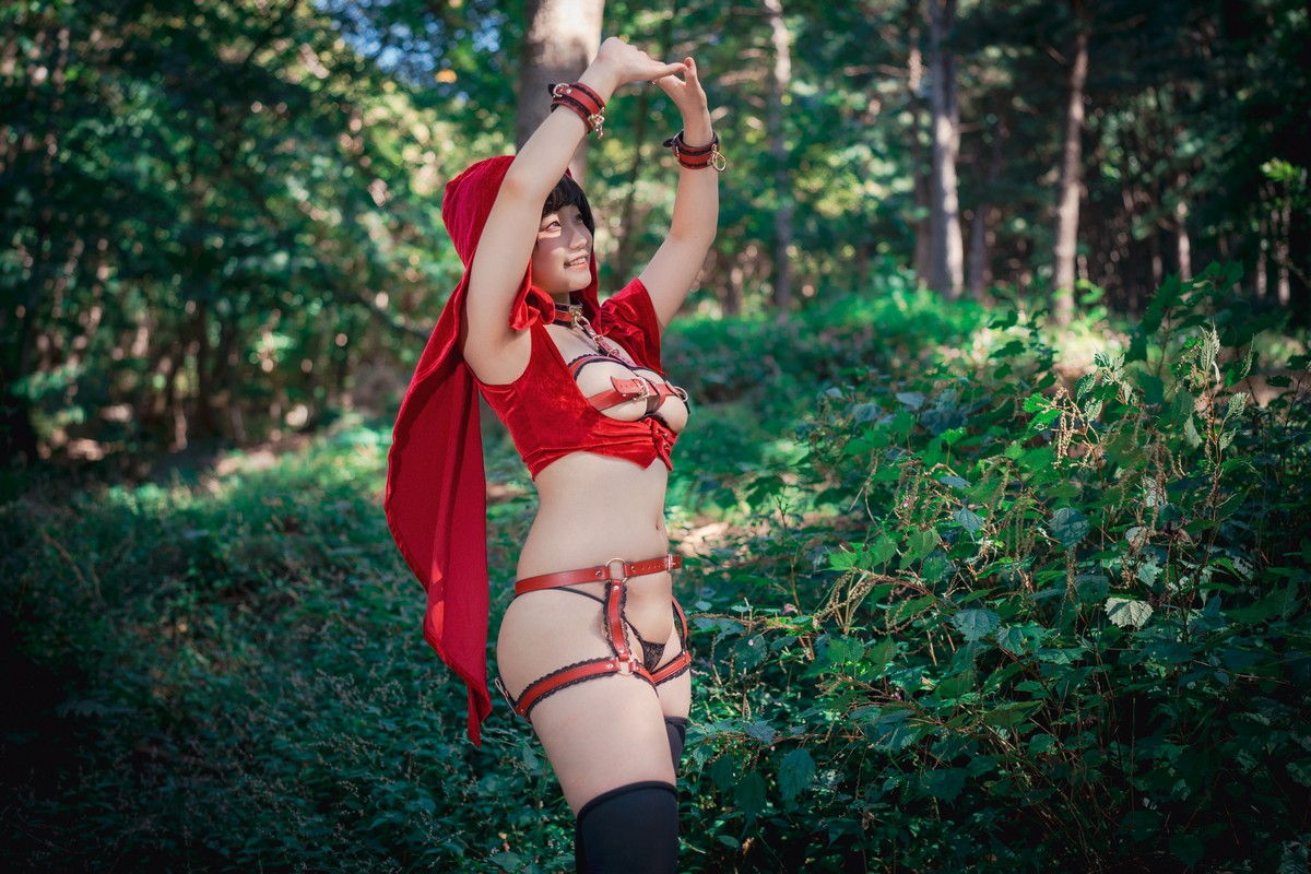 xgyw.top_[DJAWA]No.194_Mimmi_Naughty Red Hiring Hood主题户外红色情趣服饰惹火诱惑写真125P