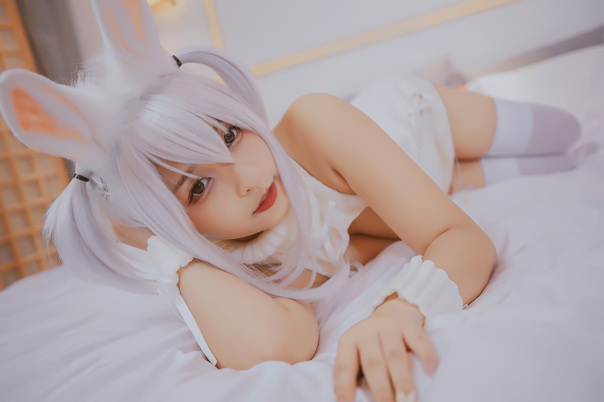 xgyw.top_萝莉美女神楽板真冬狼妹&兔娘主题私房性感服饰系列秀完美身材迷人诱惑写真150P