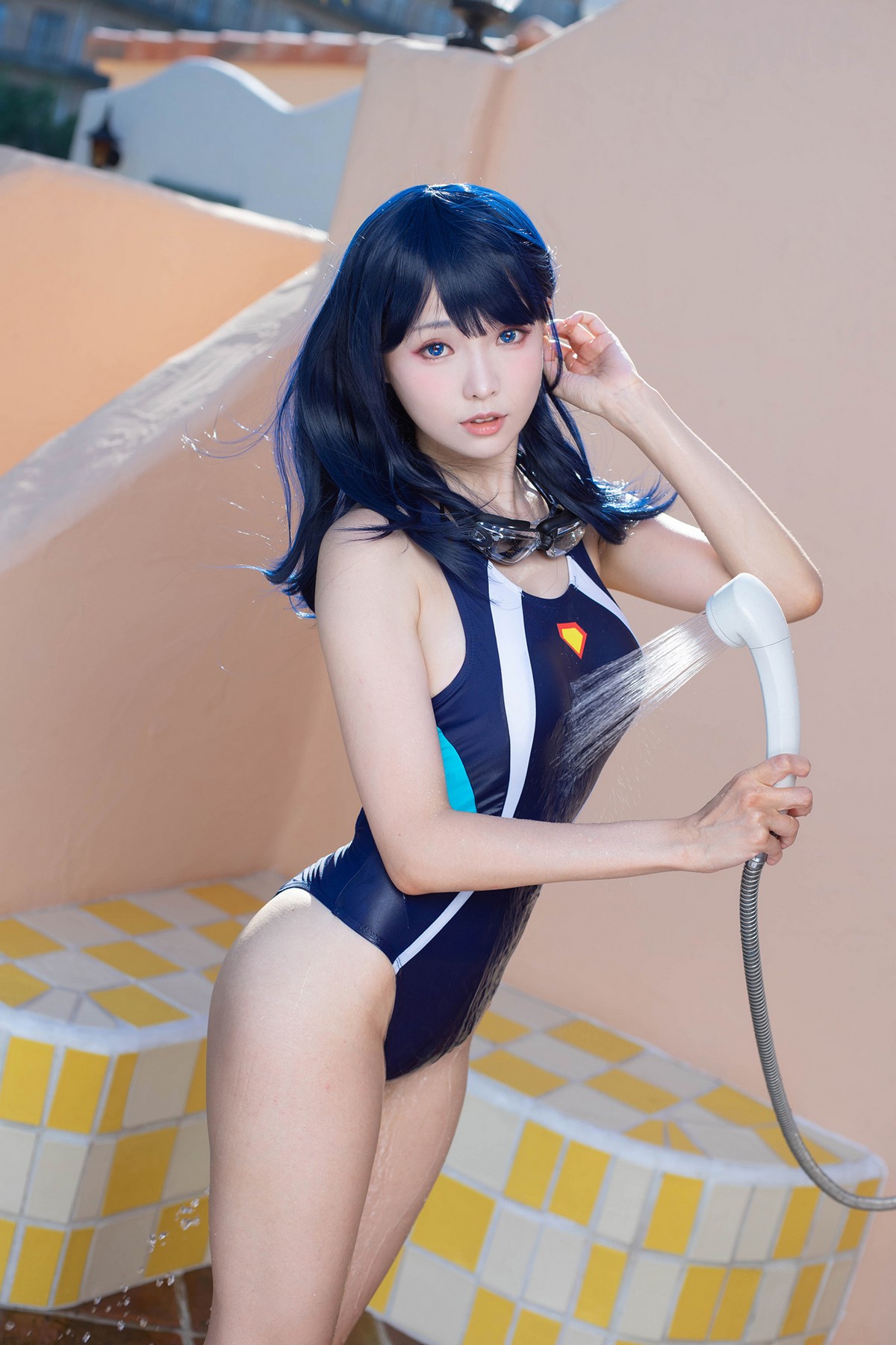 xgyw.top_Coser妹子Ely_eee六花Swinsuit主题泳池性感连体比基尼秀完美身材诱惑写真26P