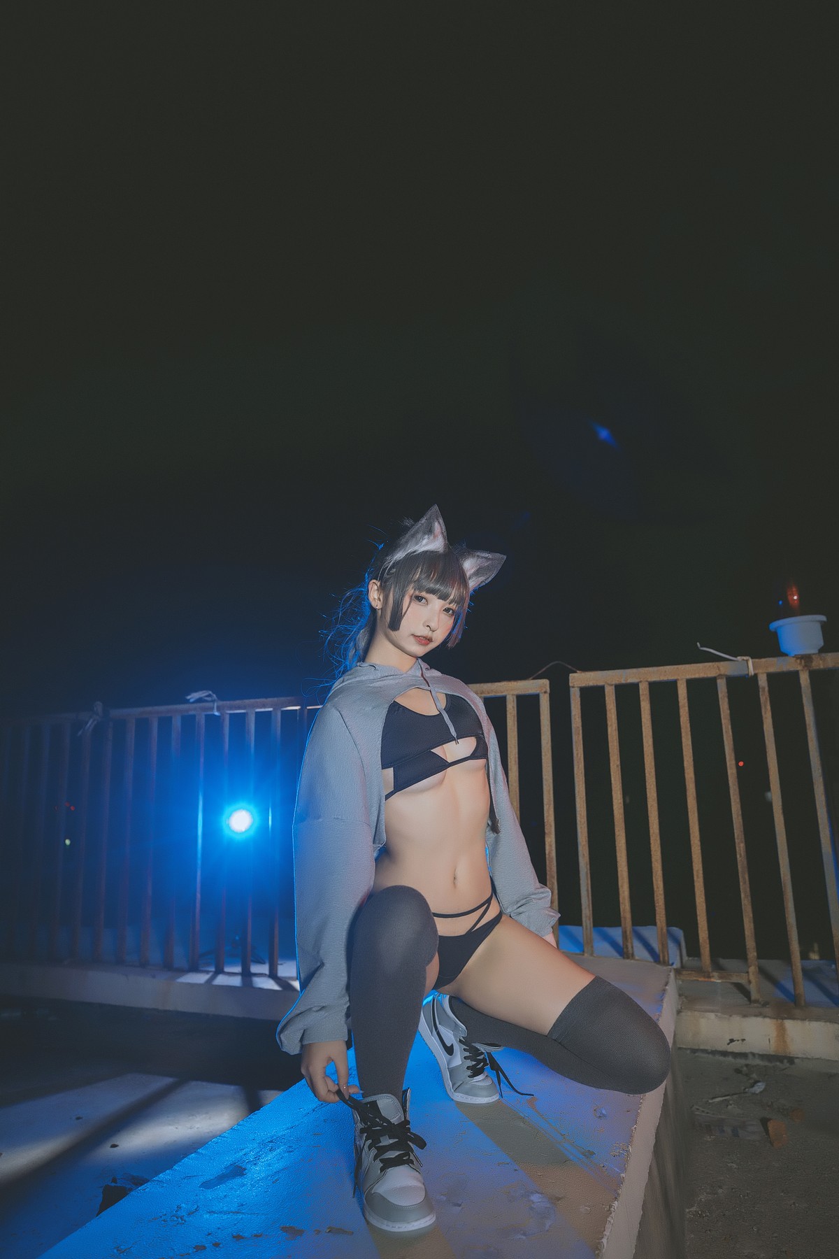 xgyw.top_萝莉美女神楽板真冬狼妹&兔娘主题私房性感服饰系列秀完美身材迷人诱惑写真150P