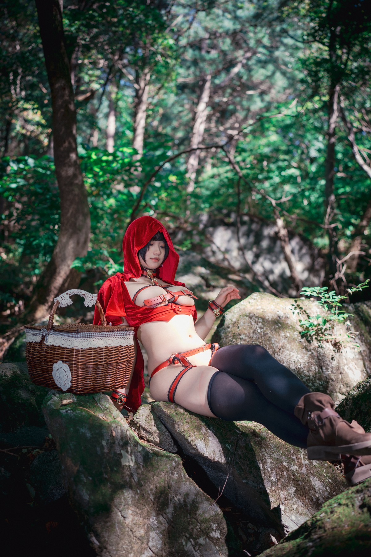 xgyw.top_[DJAWA]No.194_Mimmi_Naughty Red Hiring Hood主题户外红色情趣服饰惹火诱惑写真125P