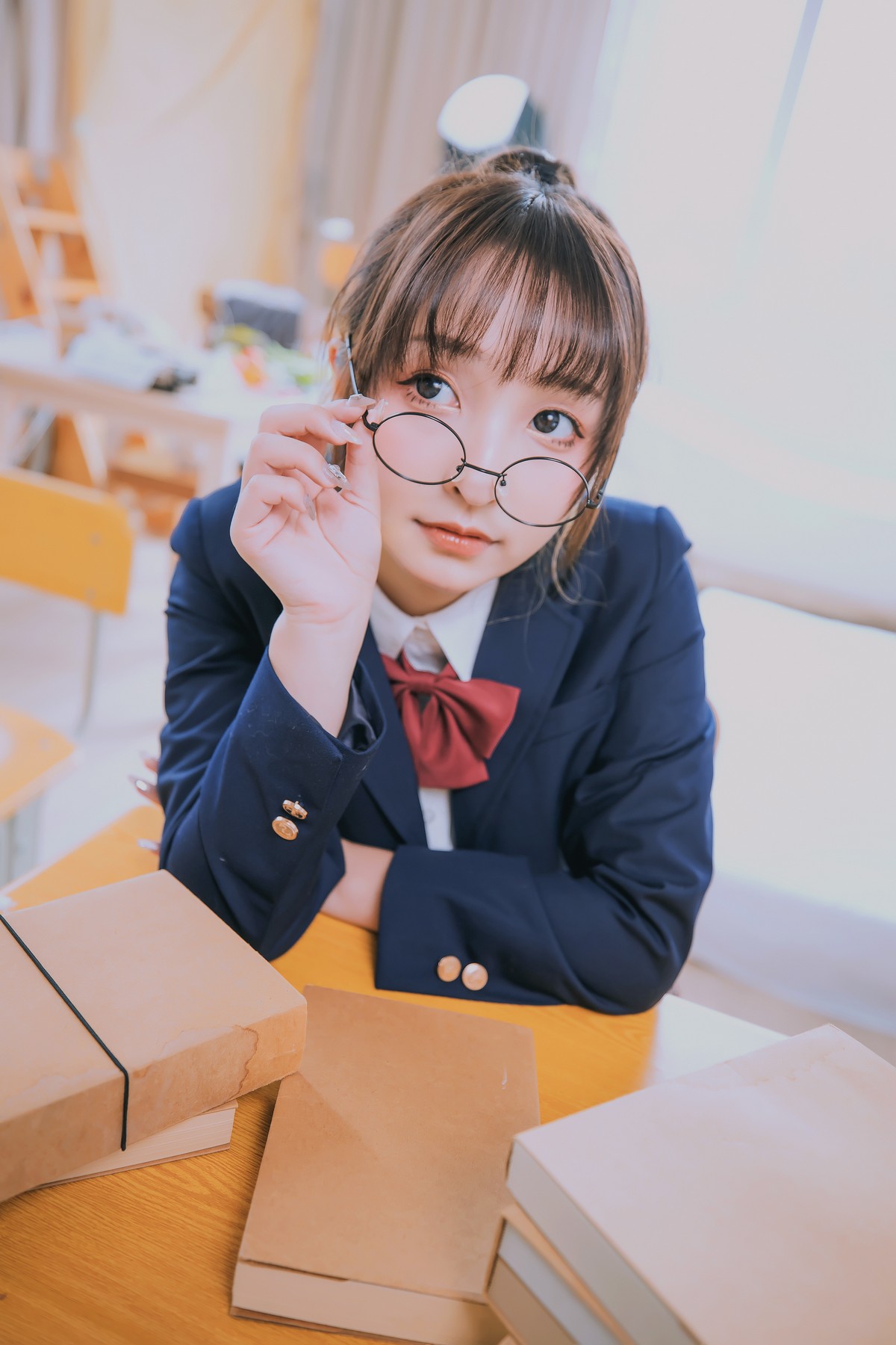 xgyw.top_萝莉美女神楽板真冬百合教室主题教室里师生情主题性感白T配黑丝袜诱惑写真150P